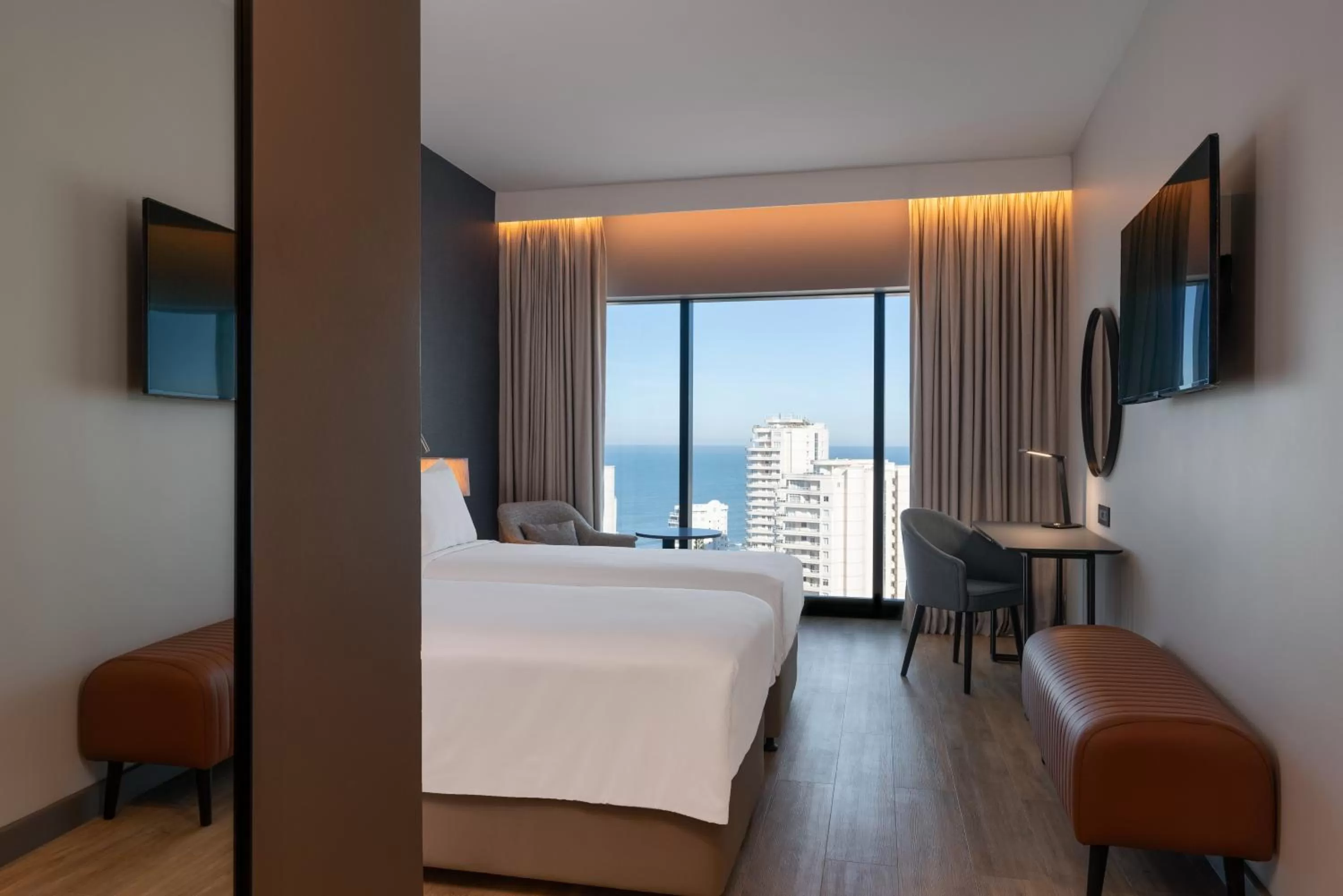 View (from property/room), Bed in Radisson Blu Hotel, Durban Umhlanga