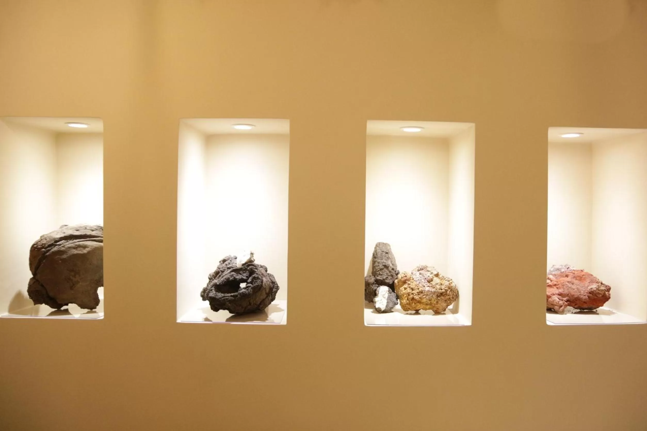 Decorative detail in Etna Vibes Home