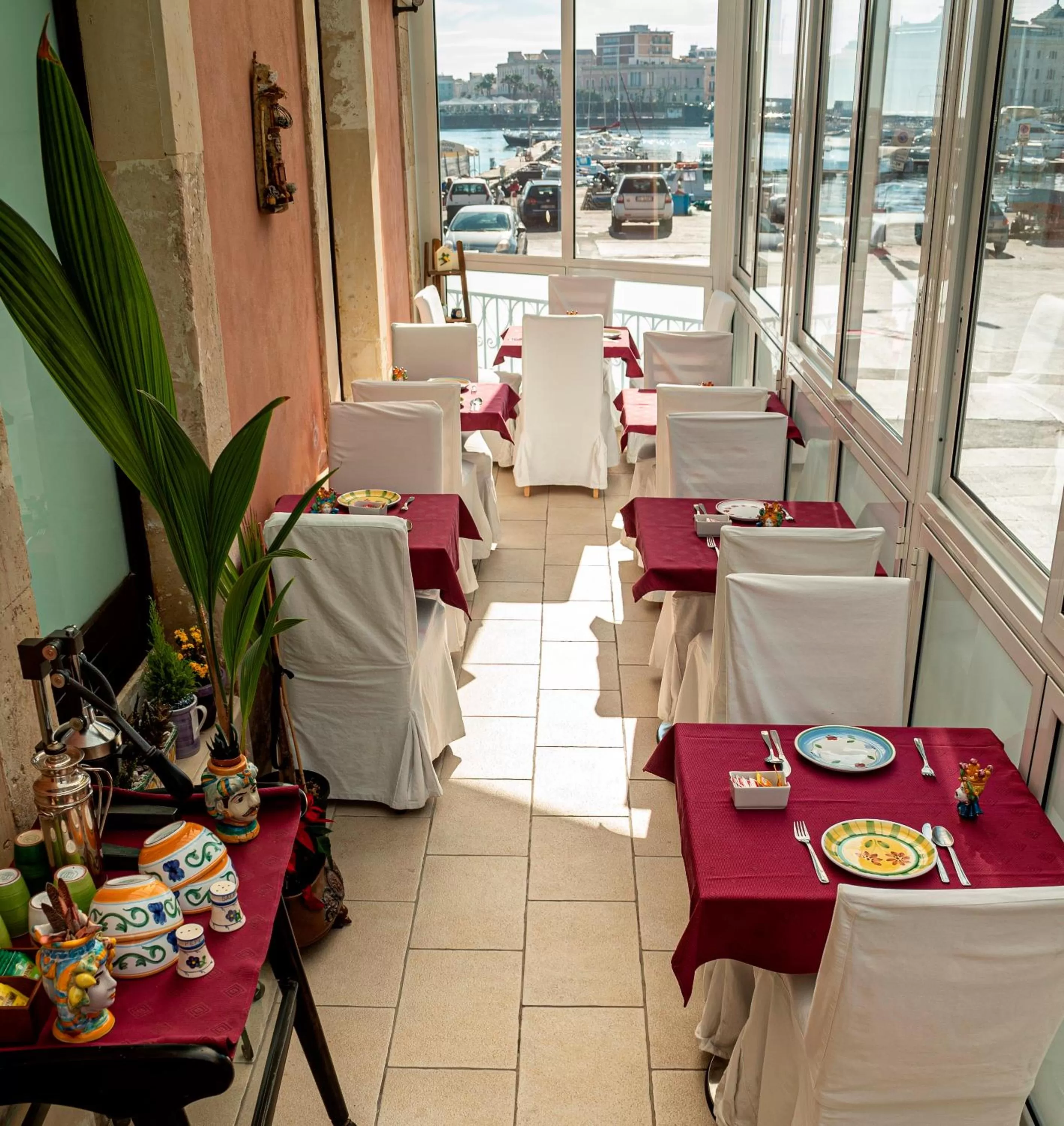 Banquet/Function facilities in Lakkios charming suites and rooms