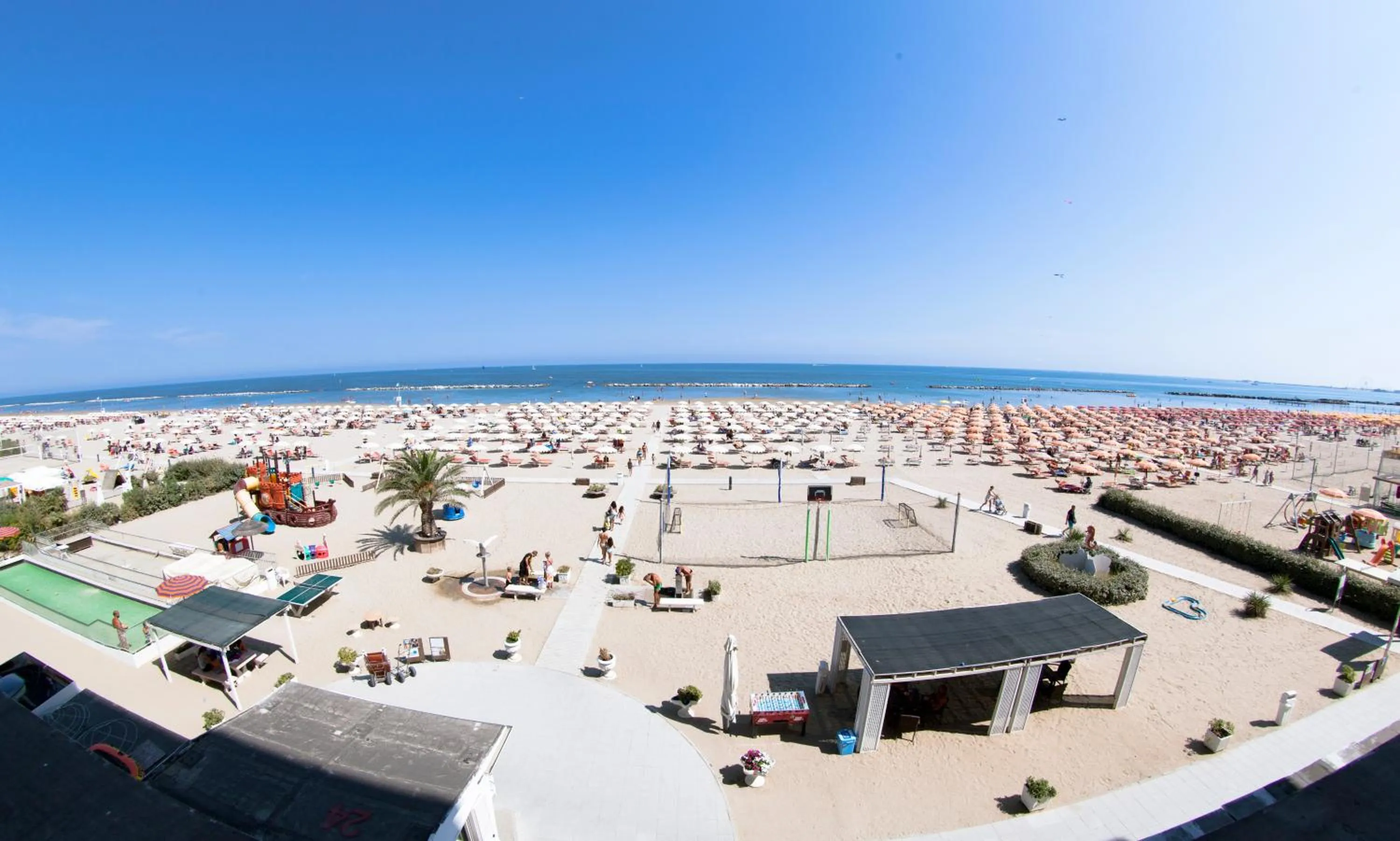 Beach in Hotel Blumen