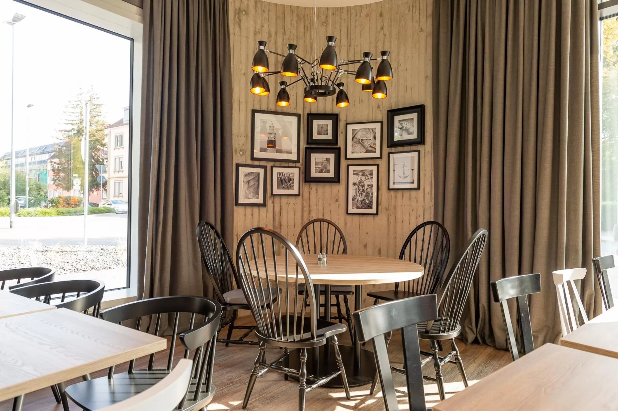 Restaurant/places to eat in HARBR Hotel Konstanz, a member of Radisson Individuals