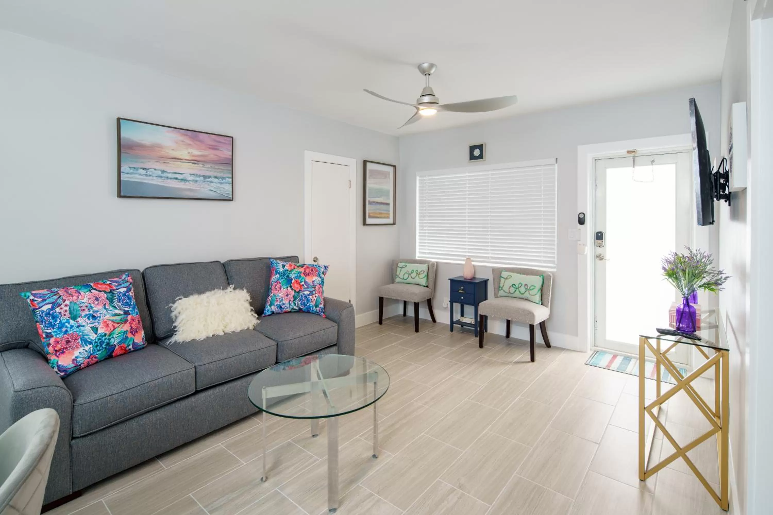 Living room in The Surf Hollywood Beach