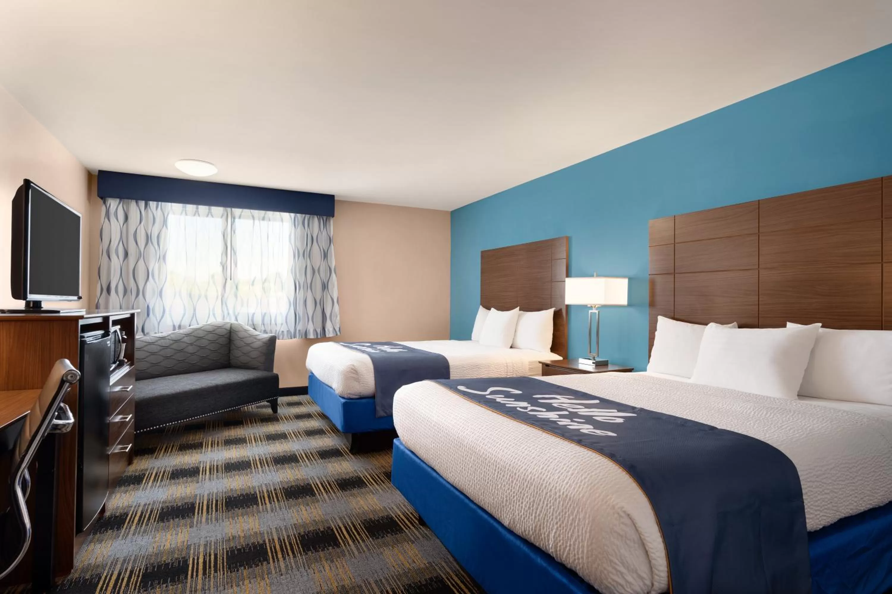 Photo of the whole room, Bed in Days Inn by Wyndham Middletown/Newport Area