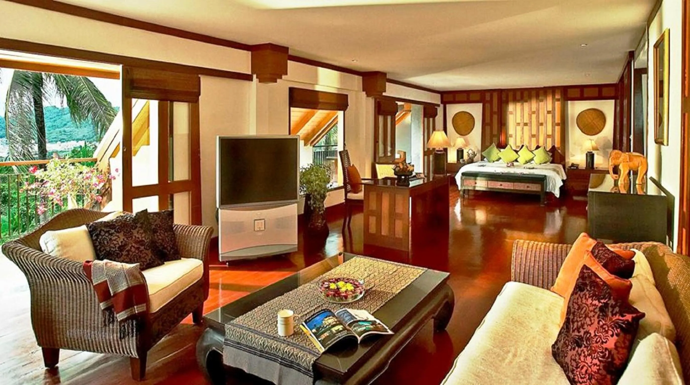 Living room, Bed in Baan Yin Dee Boutique Resort Phuket - SHA Plus