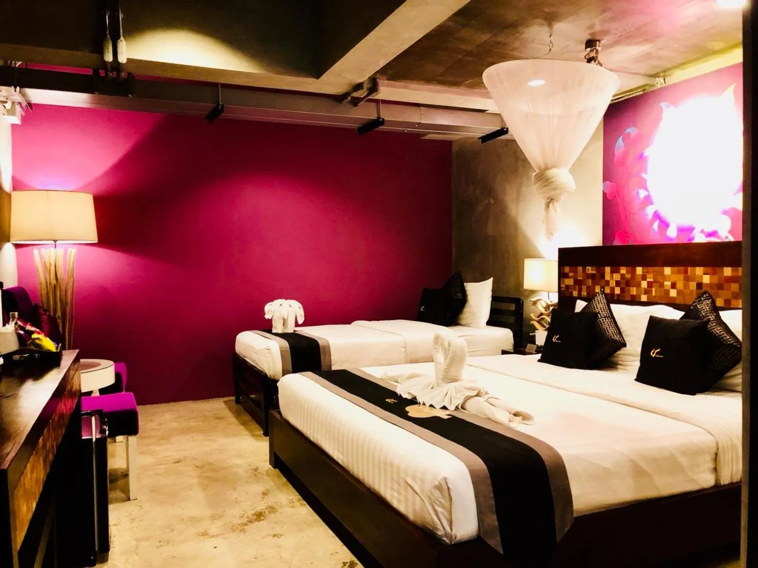 Bedroom, Bed in Thapae Loft