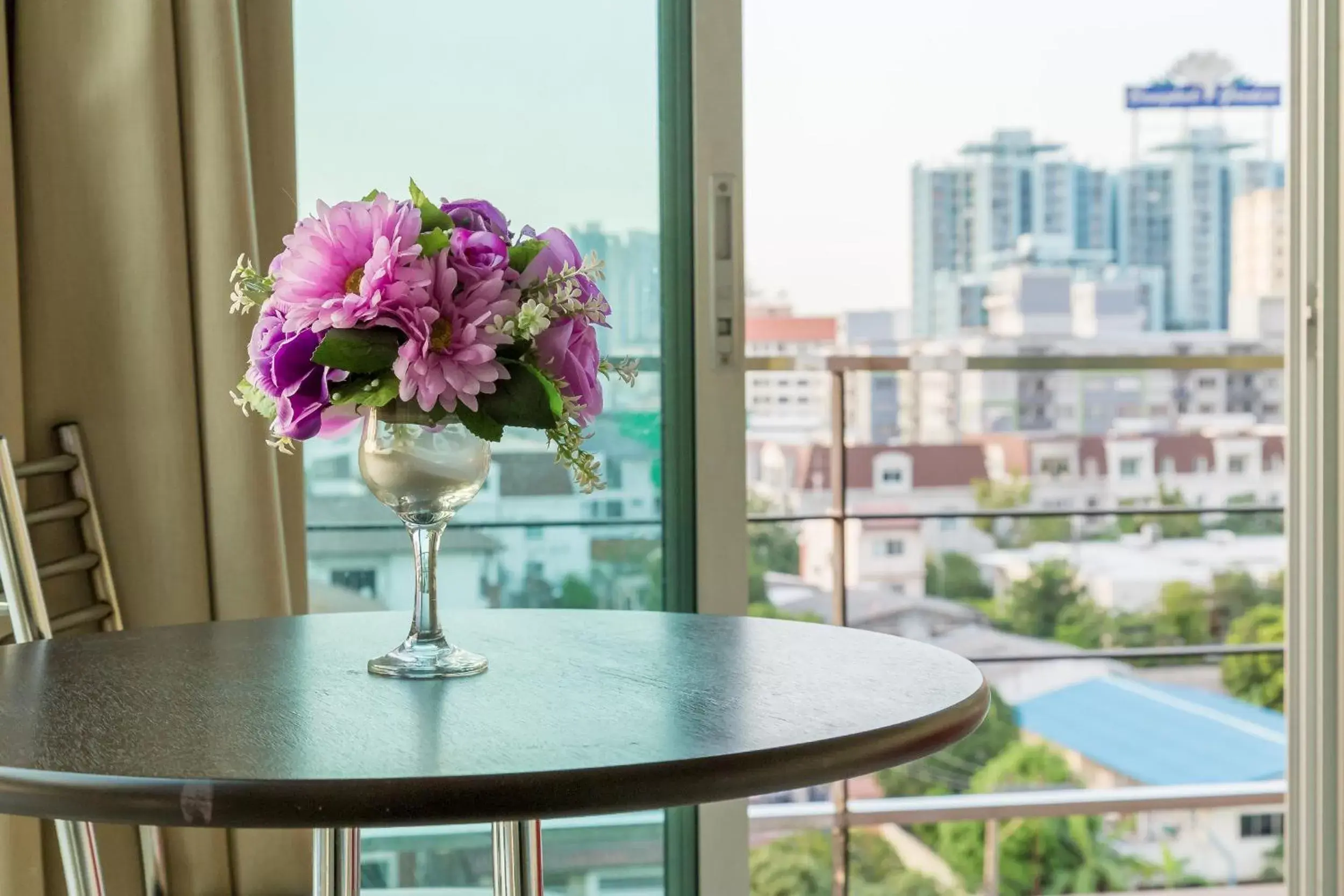 Studio with Balcony in Right Place Sathorn Studio with Balcony in Right Place Sathorn