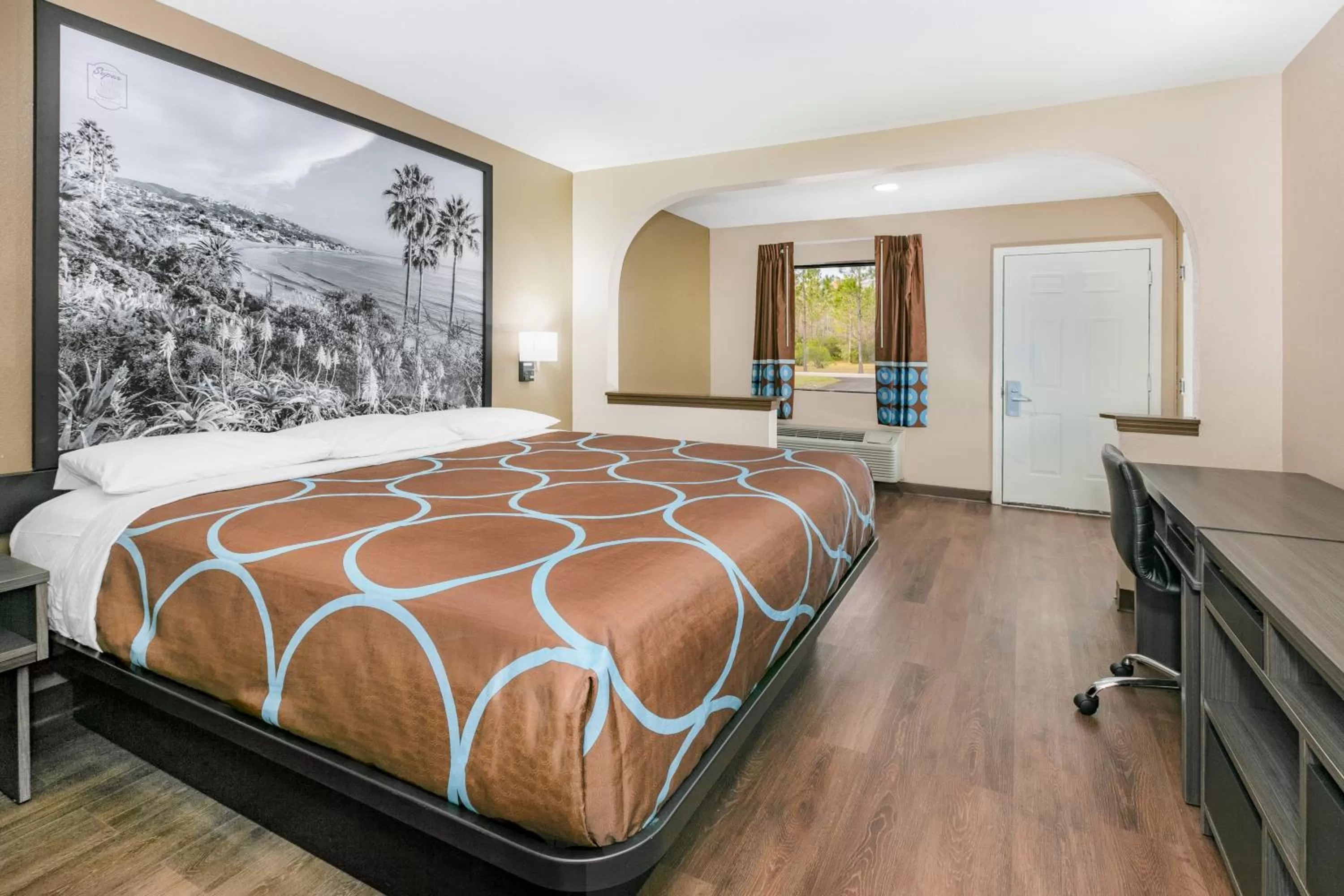 Bed in Super 8 by Wyndham Moss Point