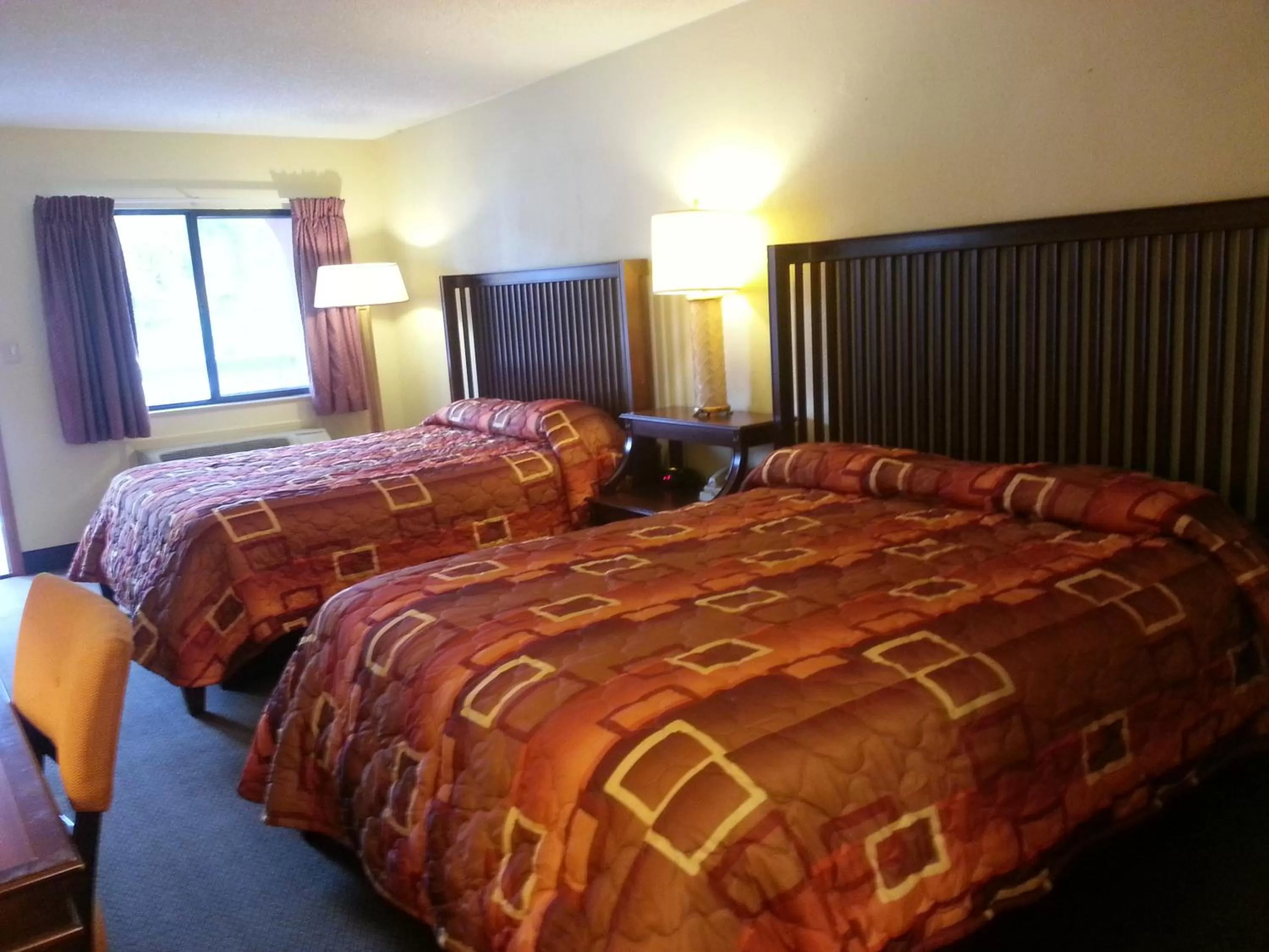 Queen Room in Apalachicola Bay Inn