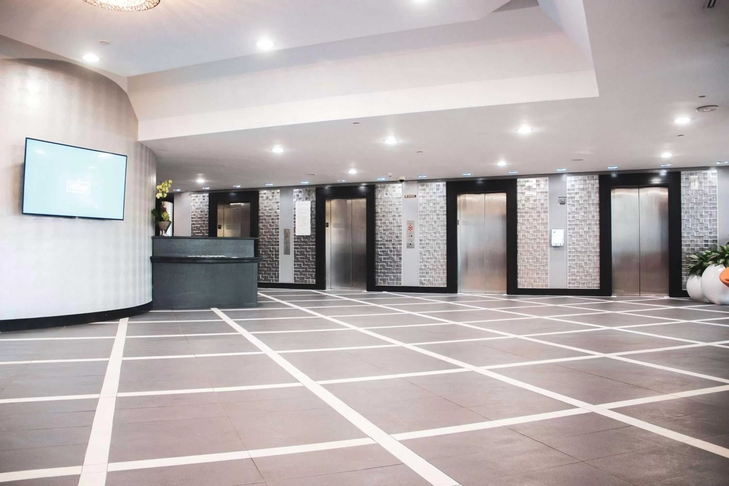 Lobby or reception in Hilton Miami Downtown