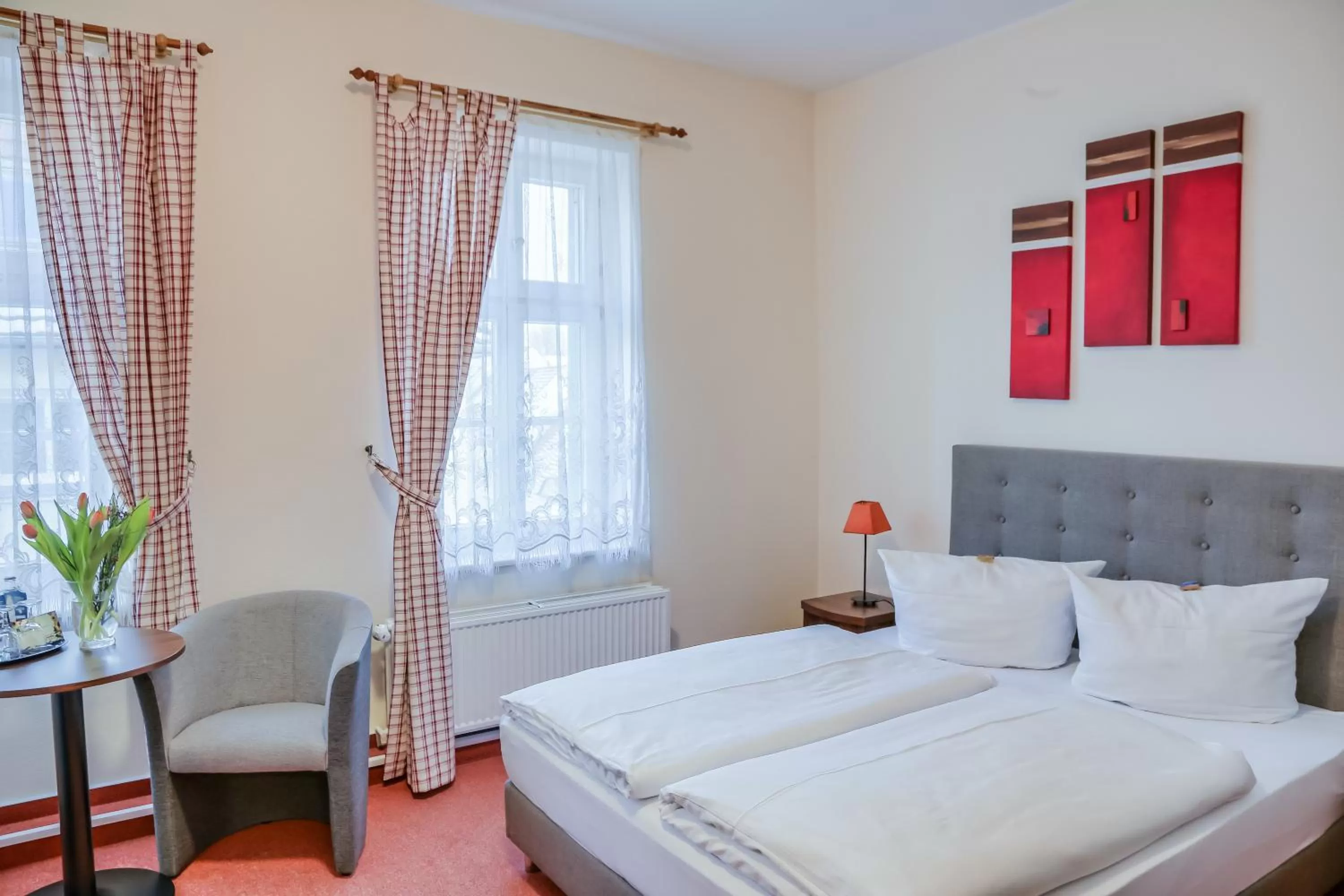 Photo of the whole room, Bed in Hotel Zur Alten Oder- Frankfurt-Oder