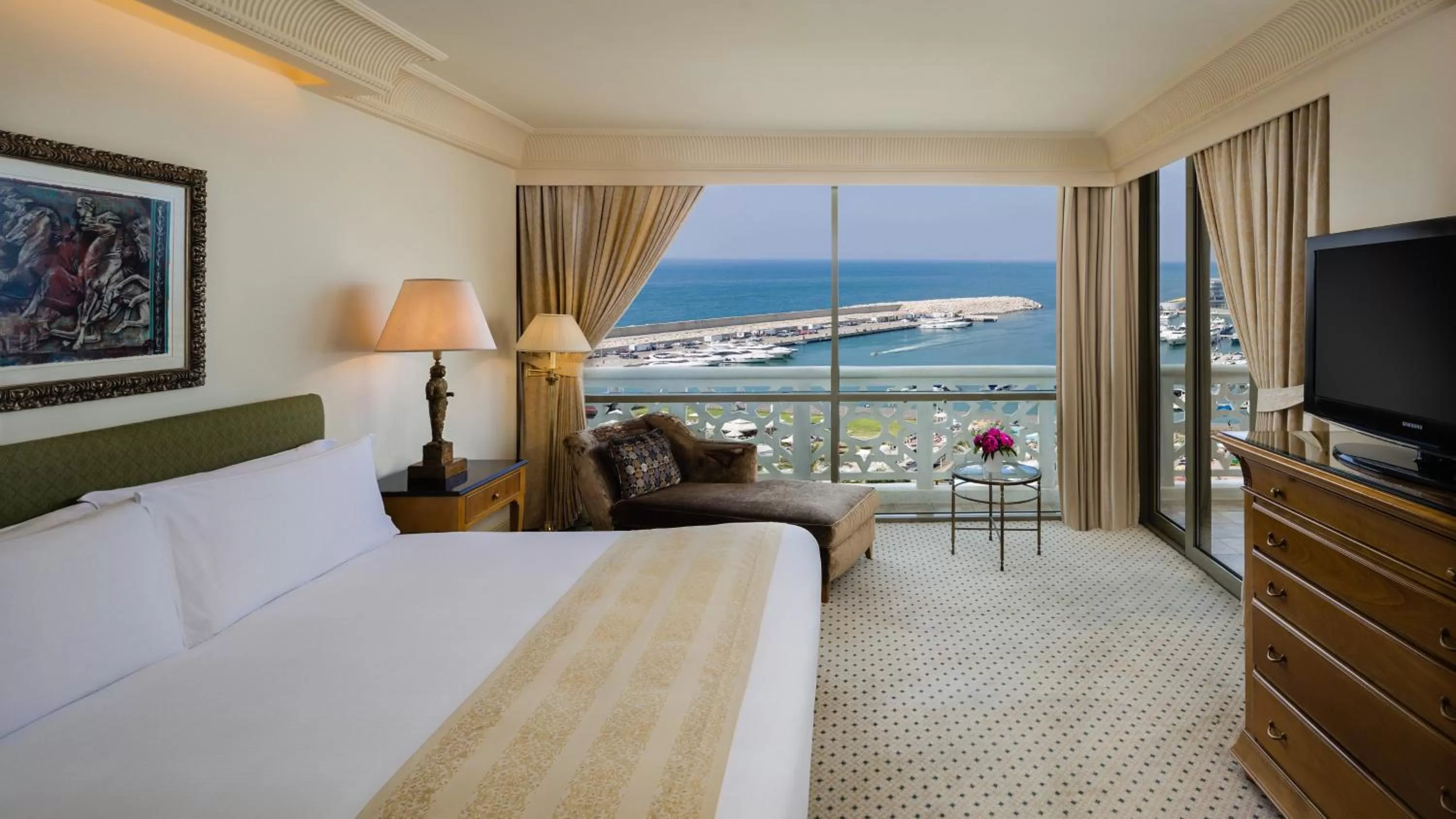 Photo of the whole room, Bed in InterContinental Phoenicia Beirut by IHG