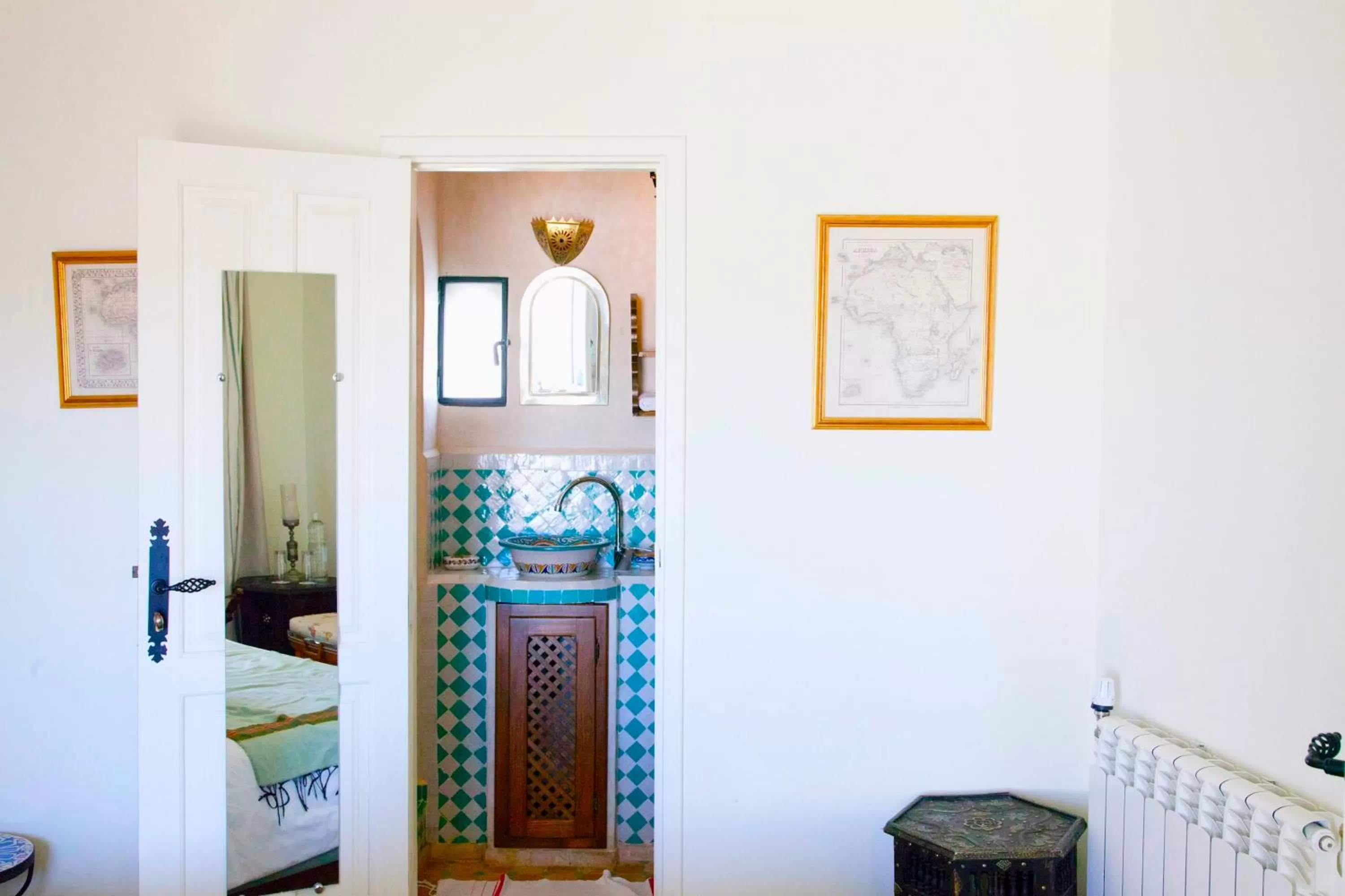 Bathroom in Kasbah Rose