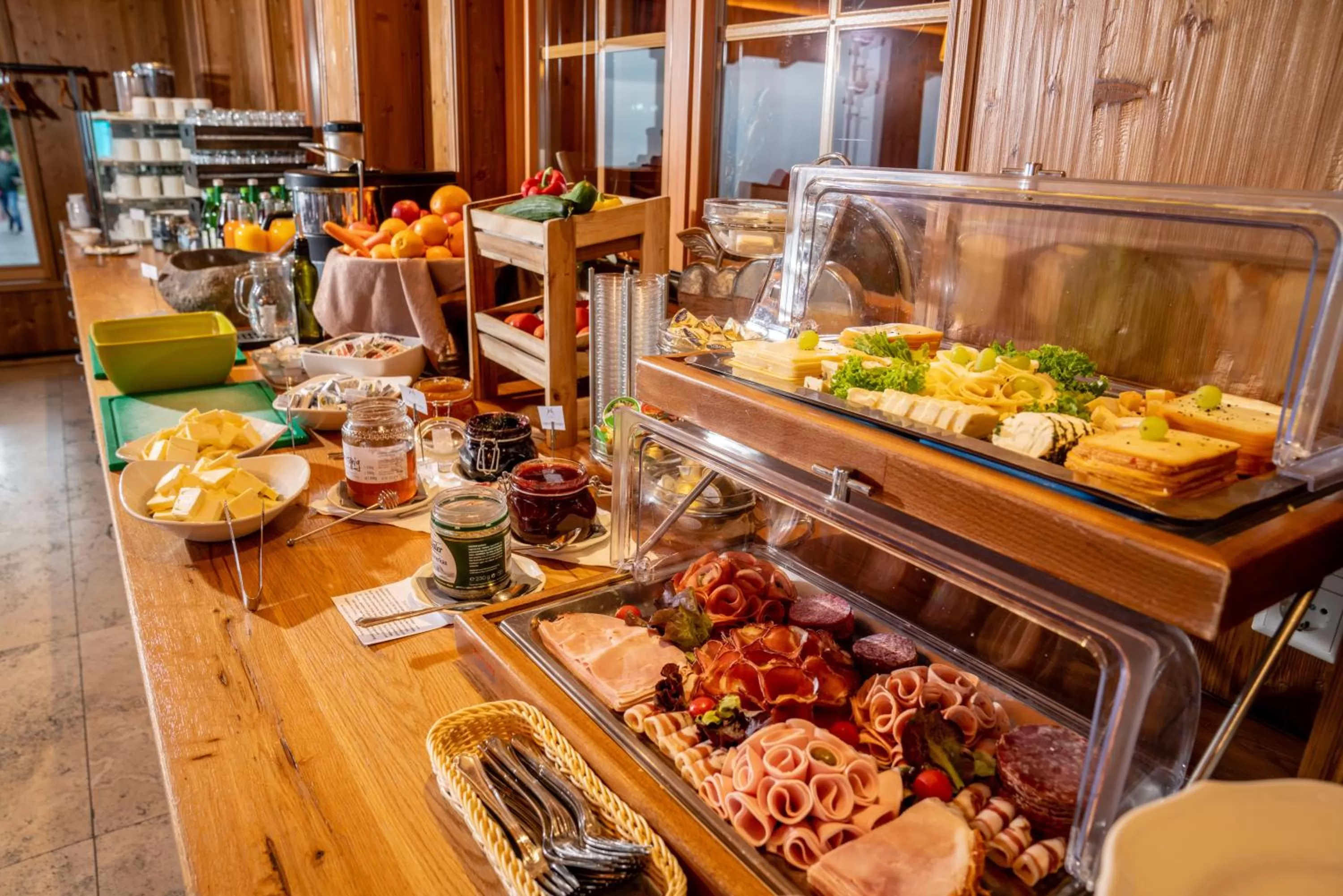 Buffet breakfast in Almwelt Austria