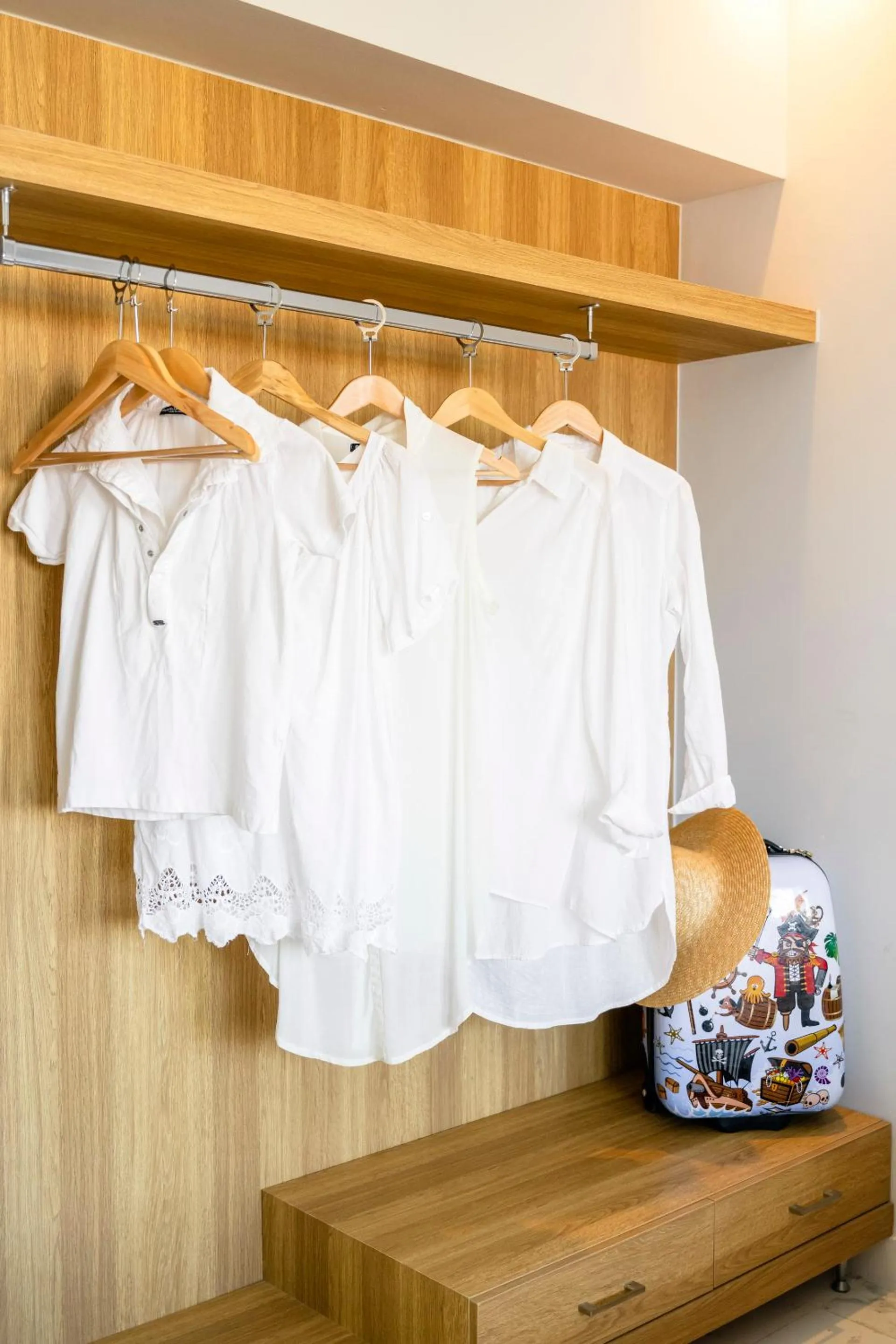 wardrobe in Hotel Lefkas