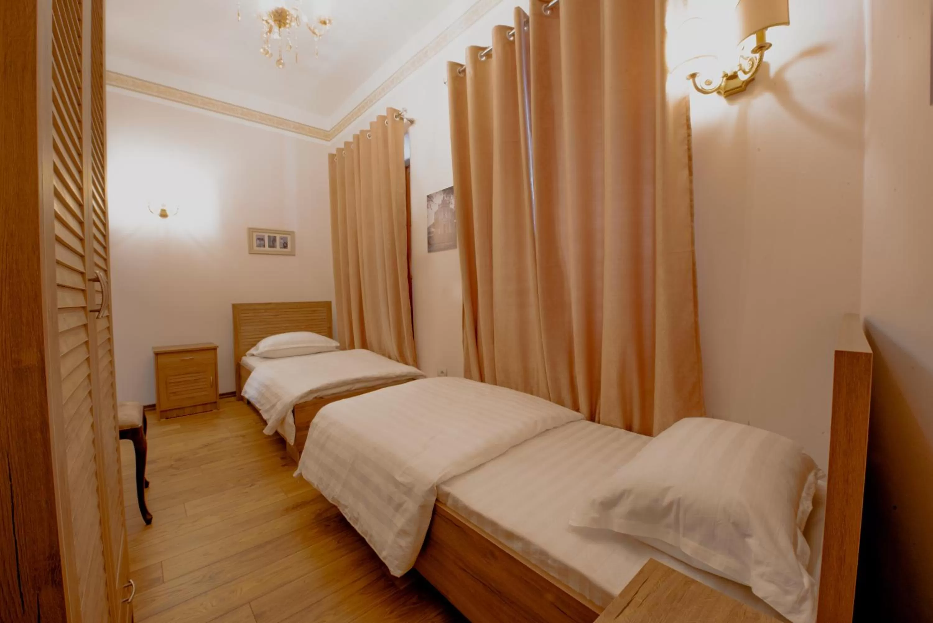 Bed in Hotel Loredano