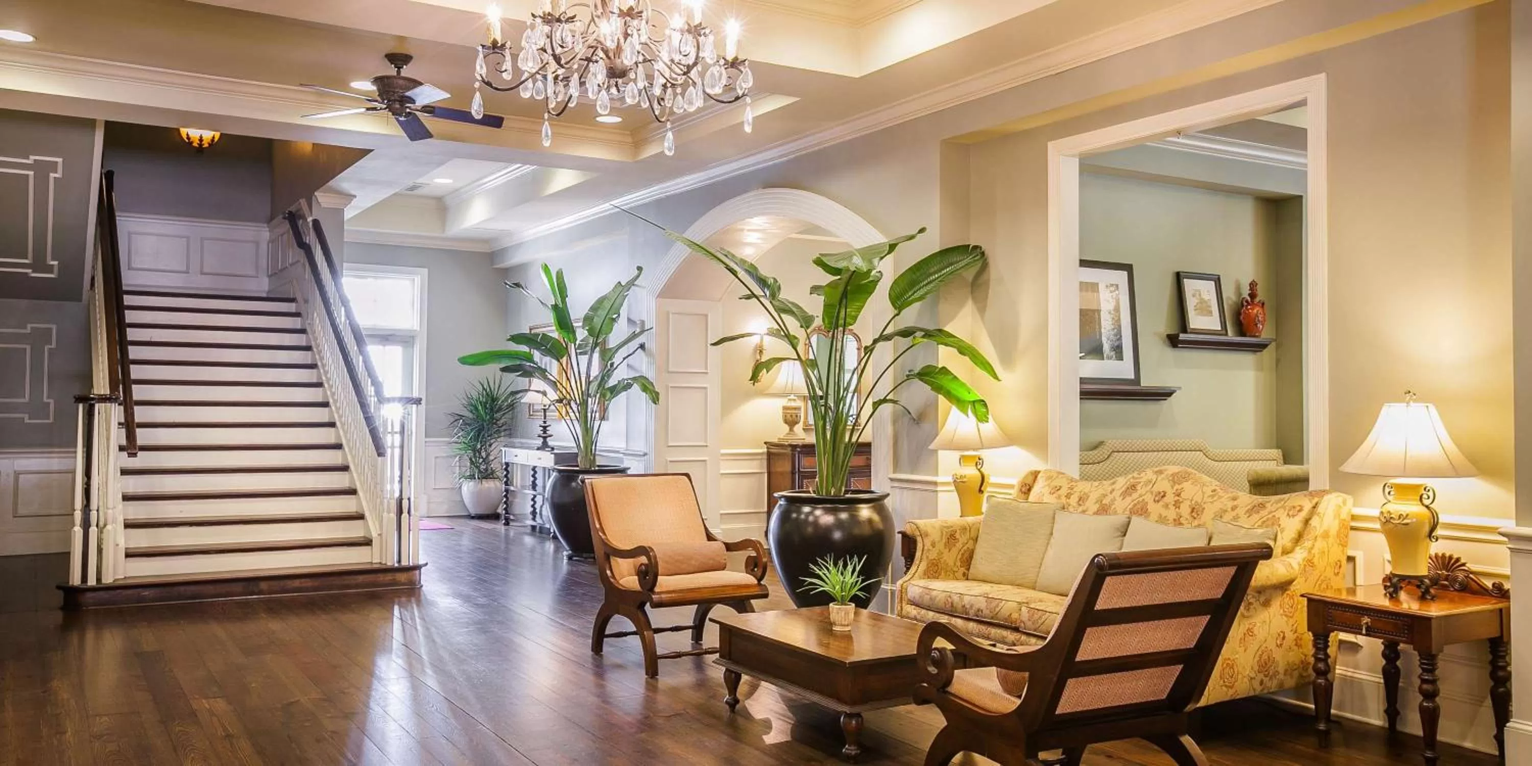 Lobby or reception in Hampton Inn & Suites Savannah Historic District