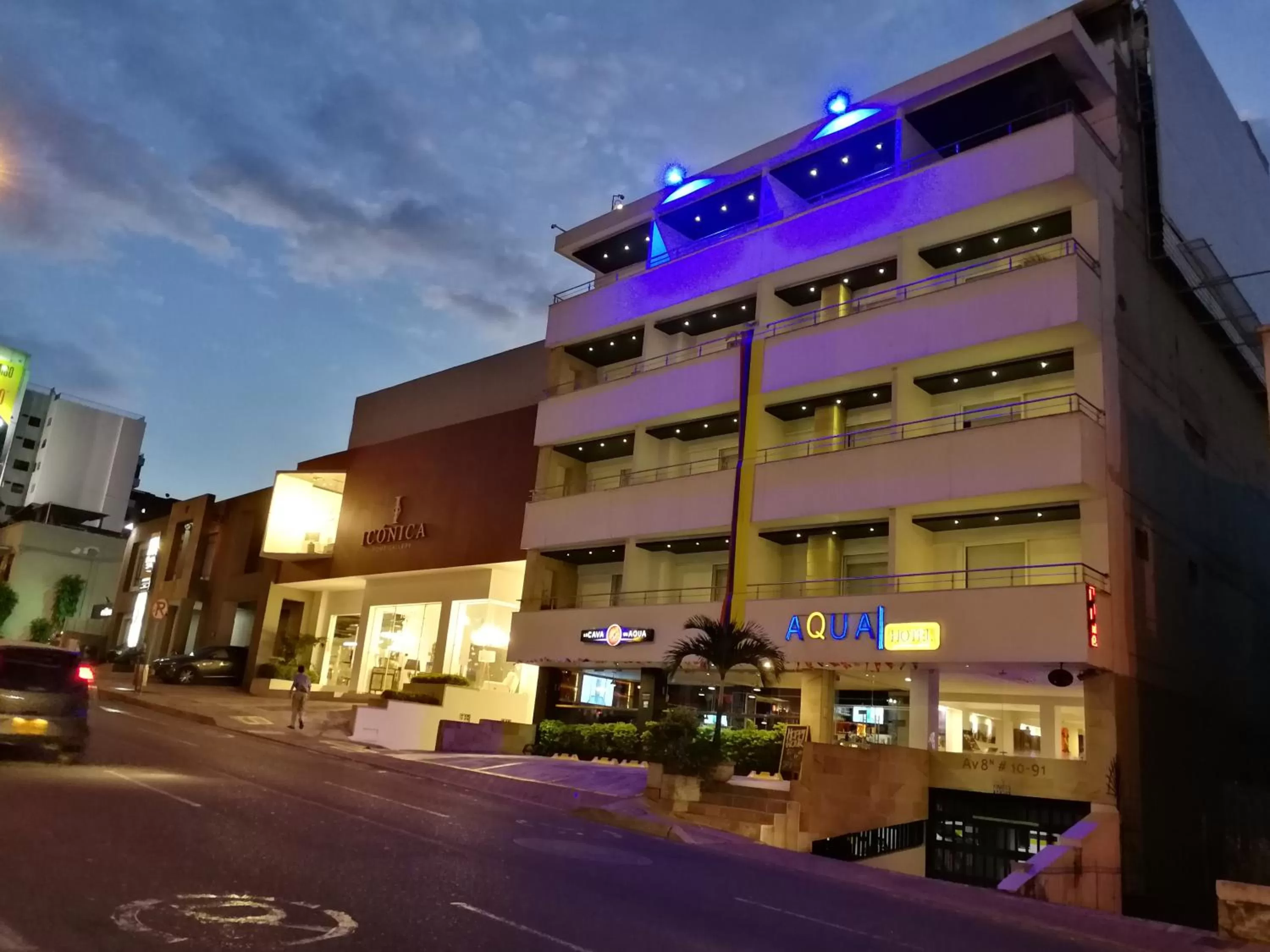 Restaurant/places to eat in Aqua Granada Hotel