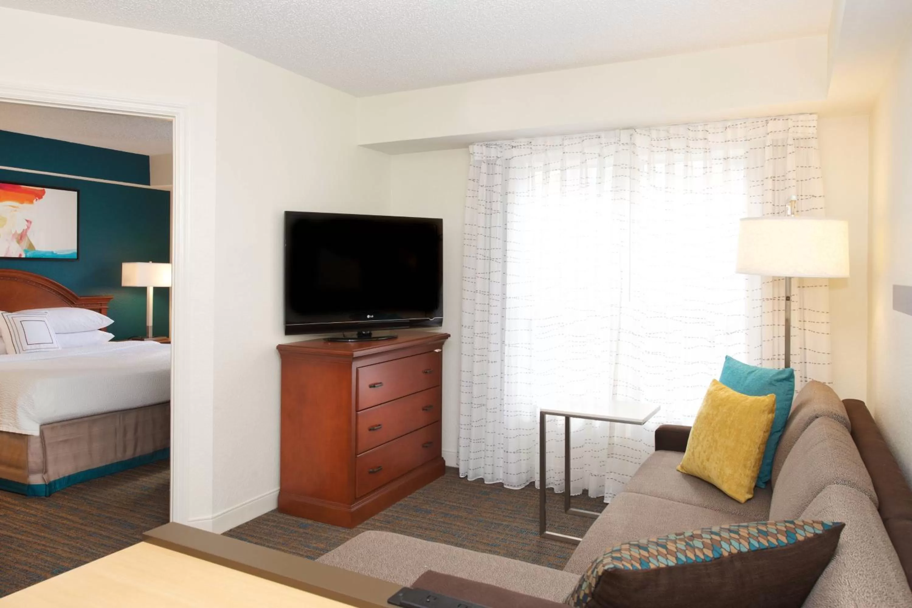 One-Bedroom King Suite with Sofa Bed and Adapted Tub - Mobility Accessible in Residence Inn Orlando Lake Buena Vista