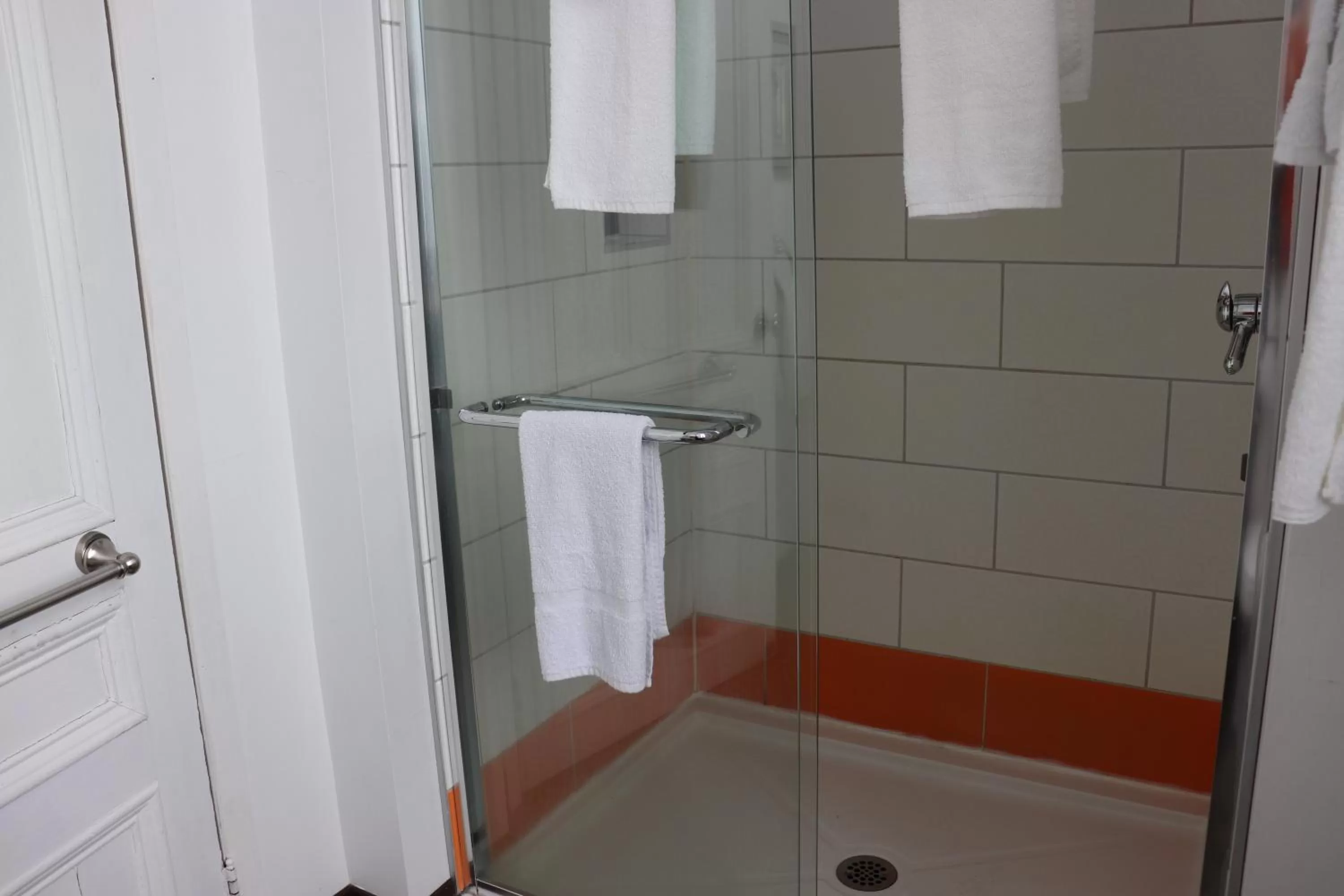 Bathroom in Hôtel le couvent