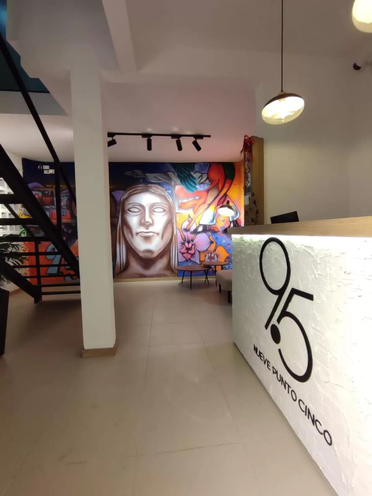 Lobby or reception in HOTEL 9.5 SAN FERNANDO