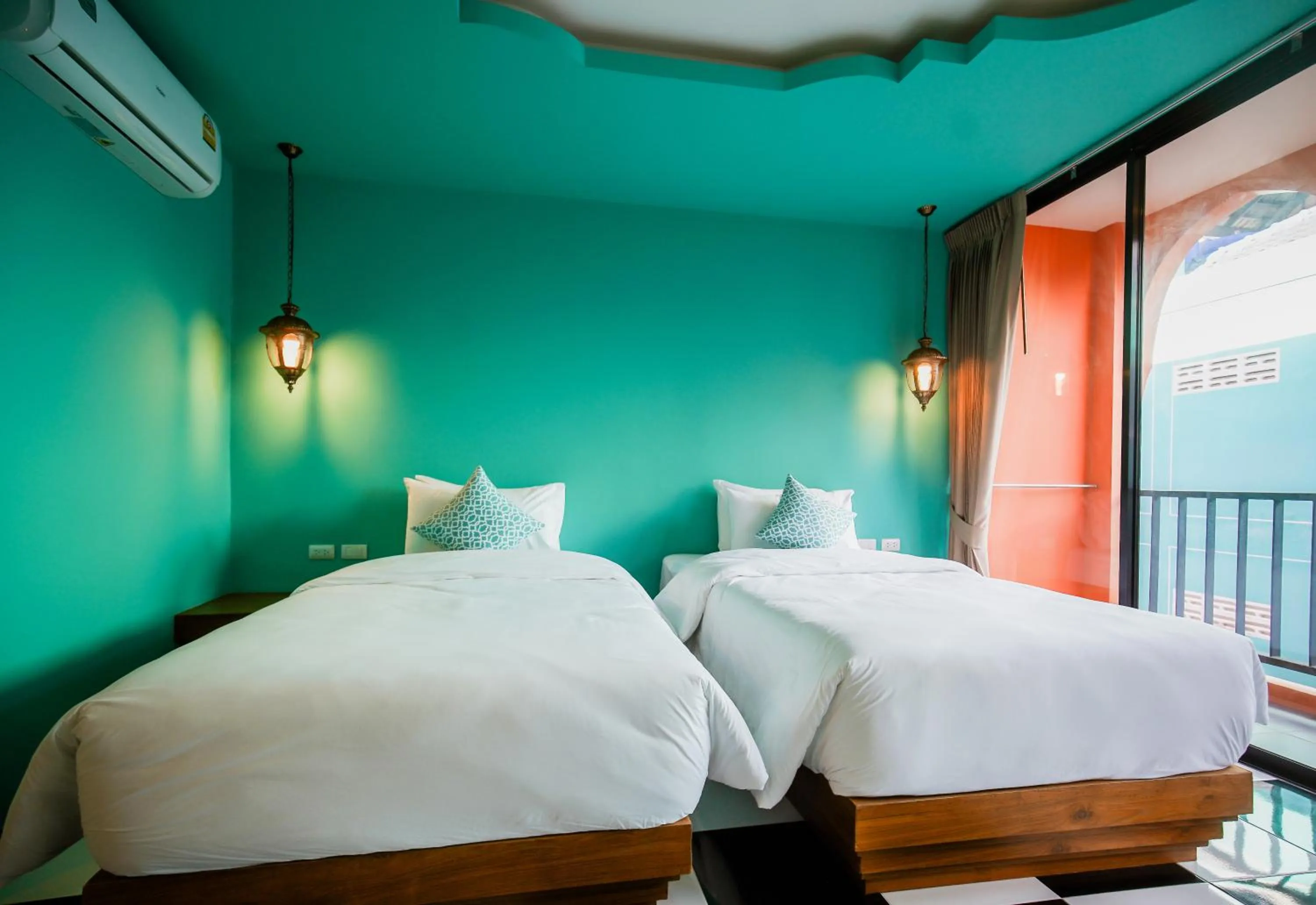 Photo of the whole room, Bed in Khaleej Mass Hotel Patong