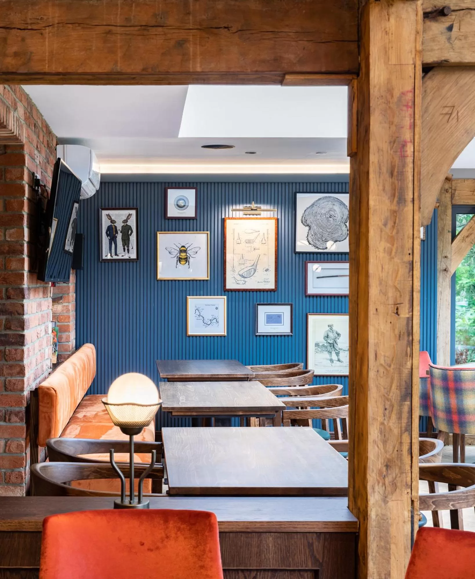 Restaurant/places to eat in The Springs Resort & Golf Club