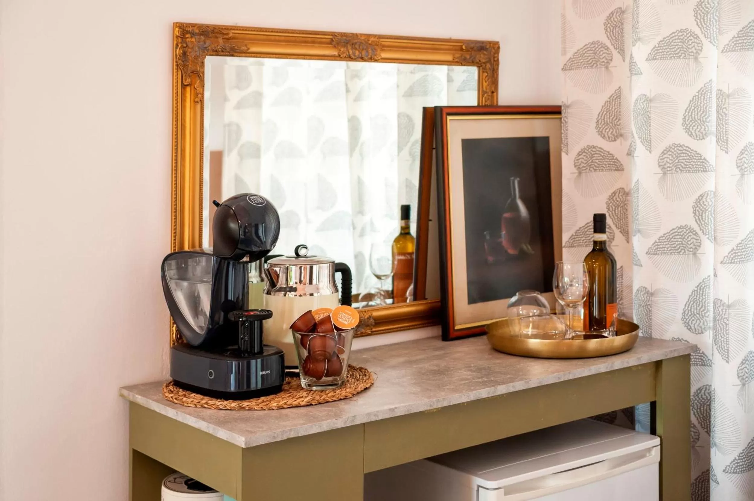 TV/Entertainment Center in Villa B&B Marina & Parking Free