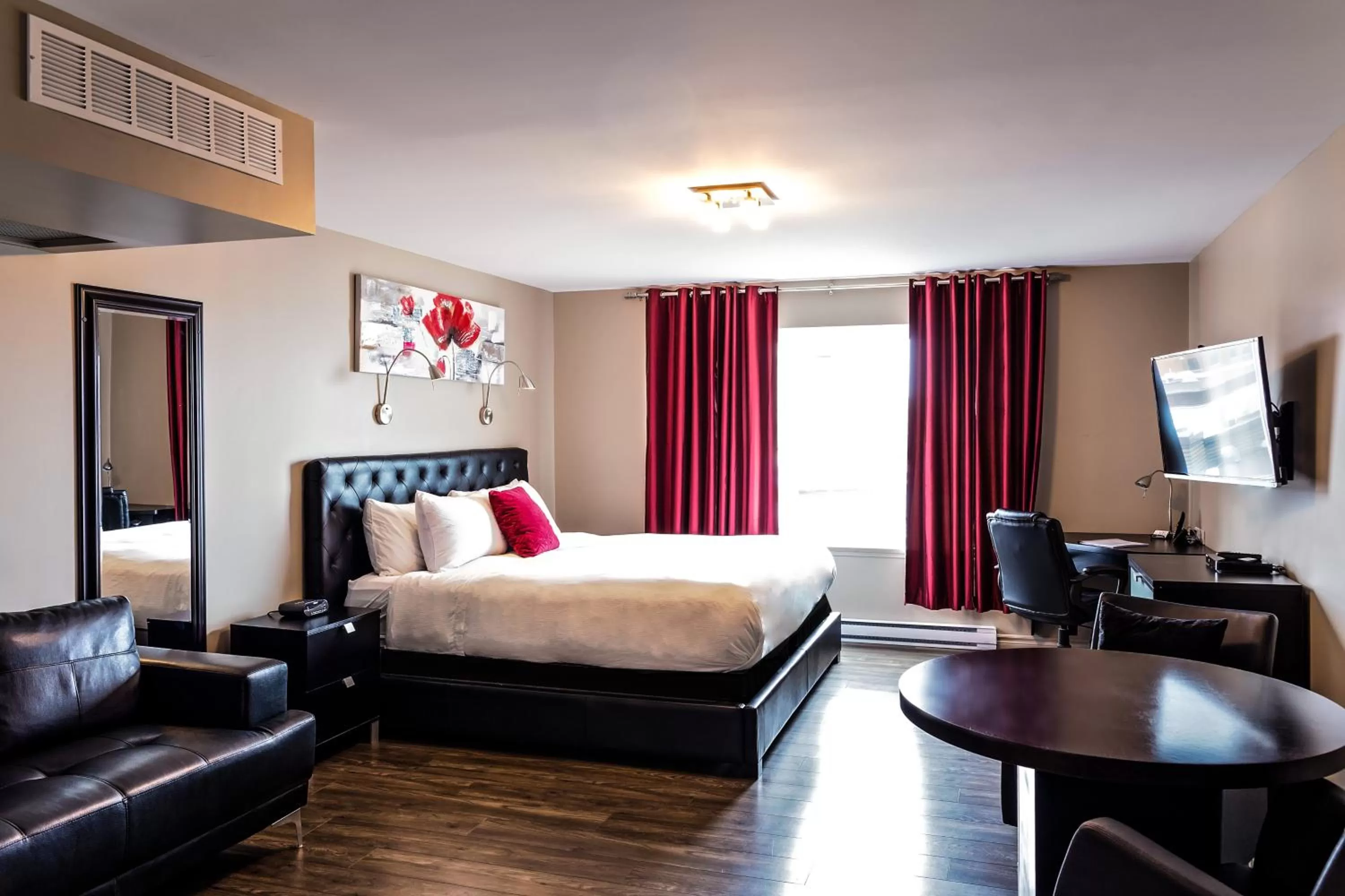 Double Room with Kitchenette in Hôtel Saint-Germain Rimouski