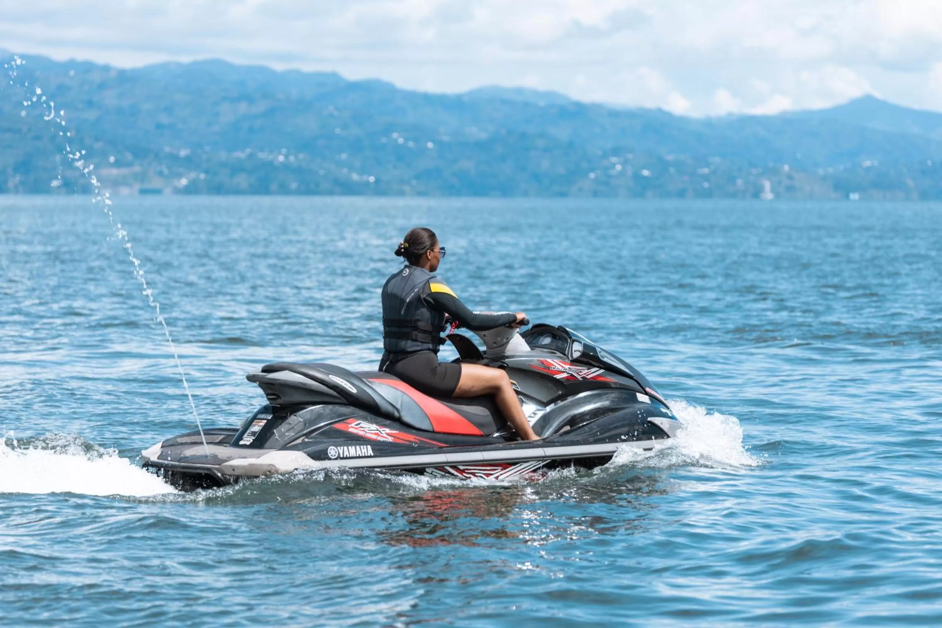 Canoeing in Cap Kivu