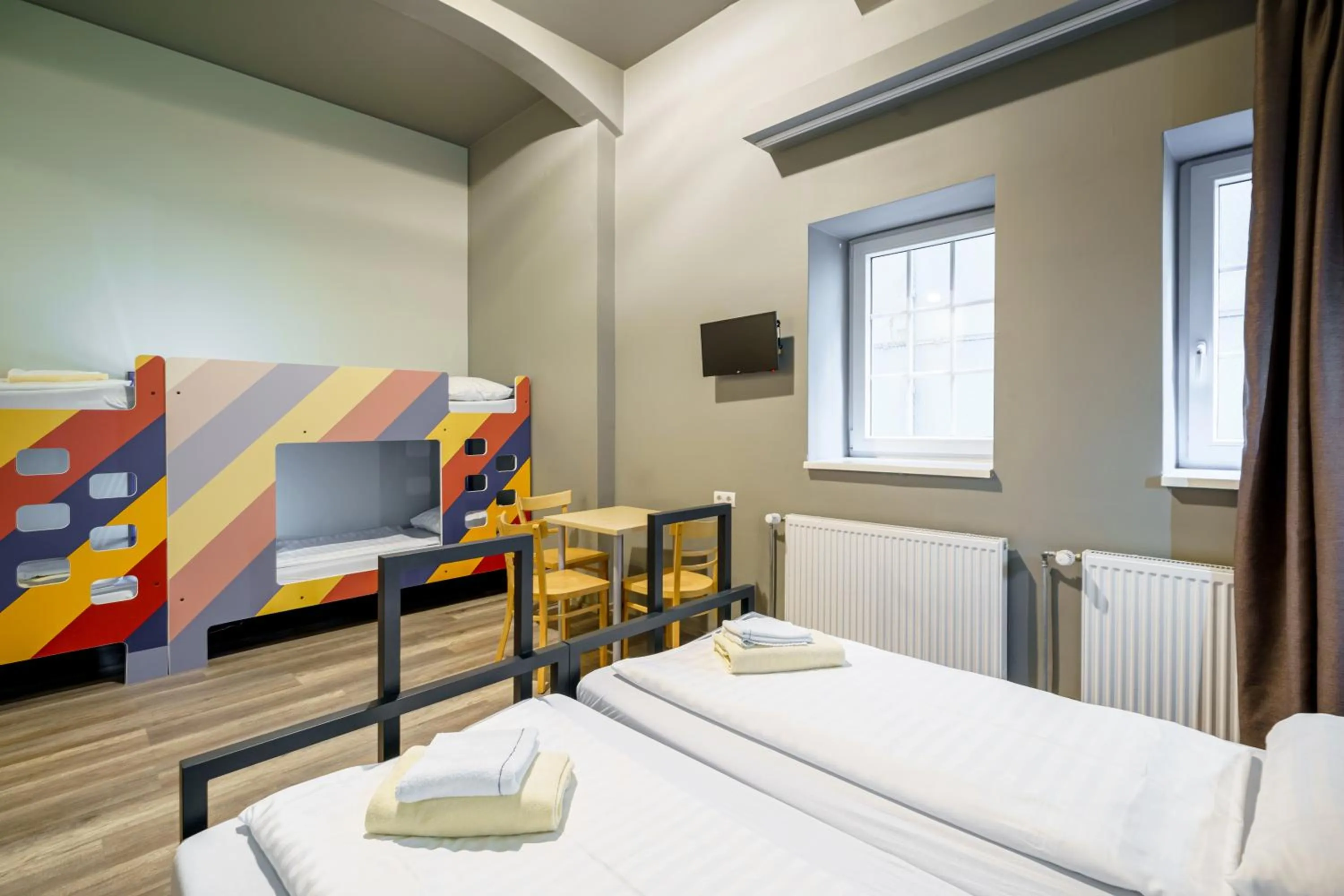 TV and multimedia, Bed in a&o Salzburg Hauptbahnhof