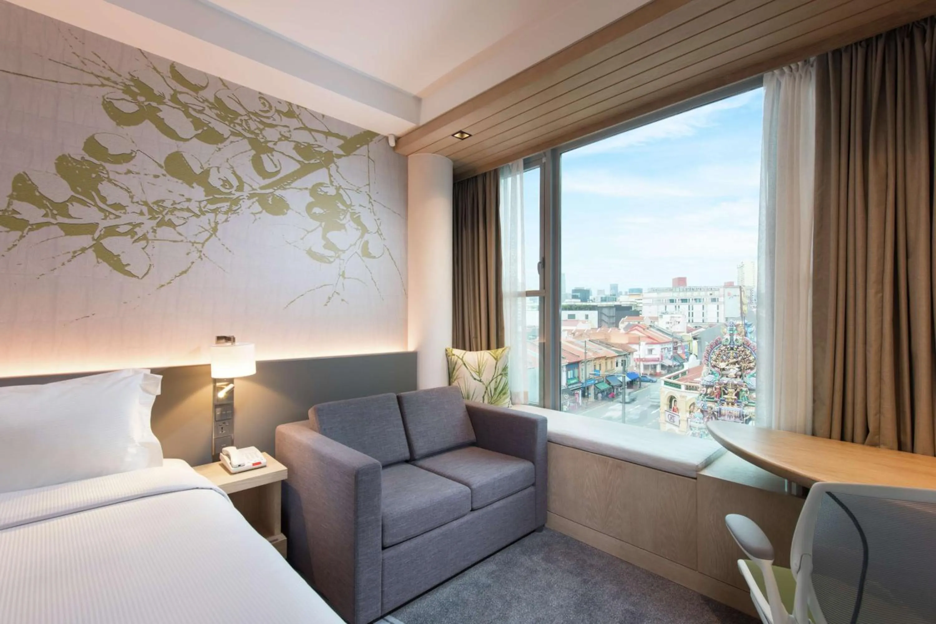 Bedroom, Bed in Hilton Garden Inn Singapore Serangoon