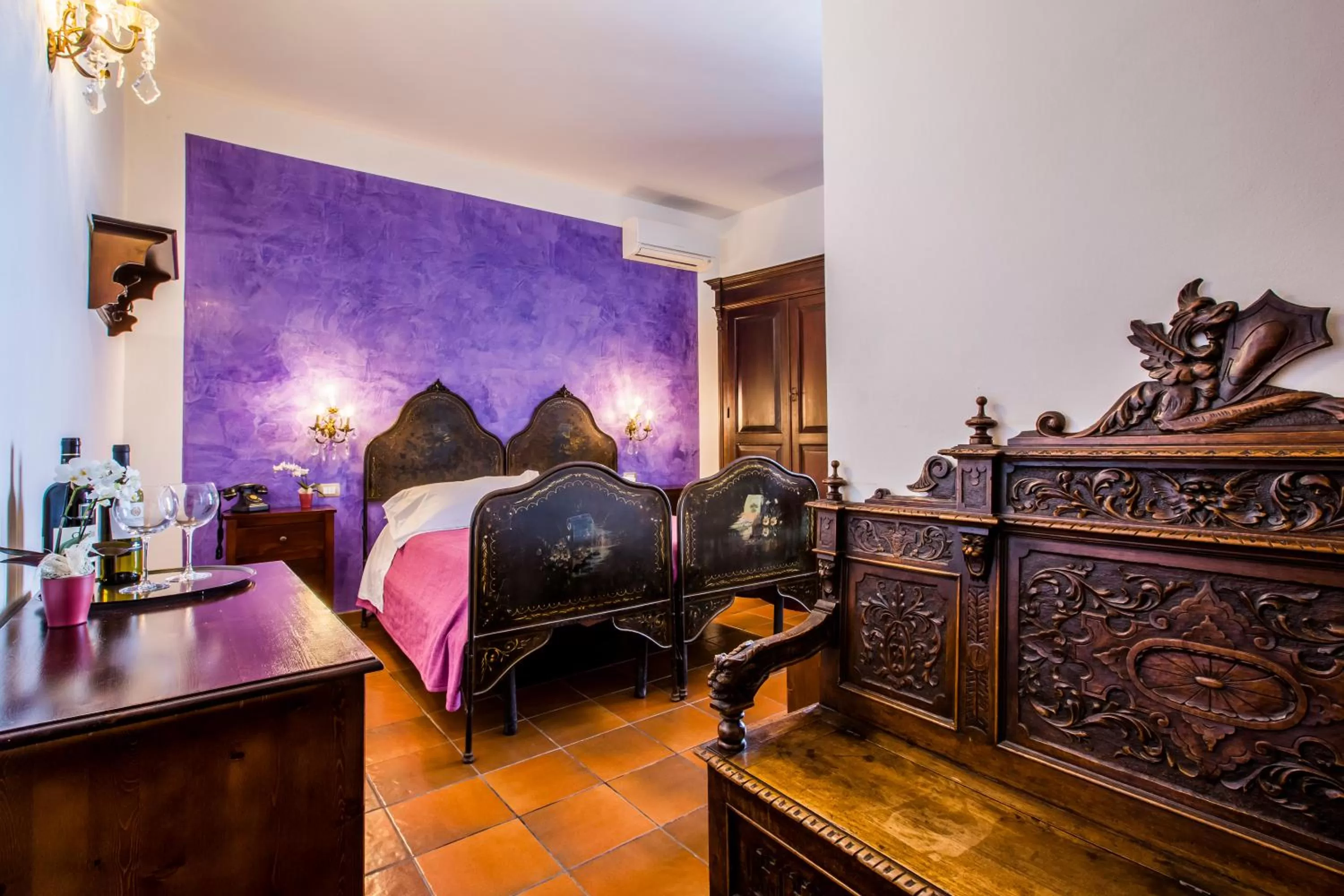 Spring, Bed in Palazzo Giunta - Porta Marina Ortigia