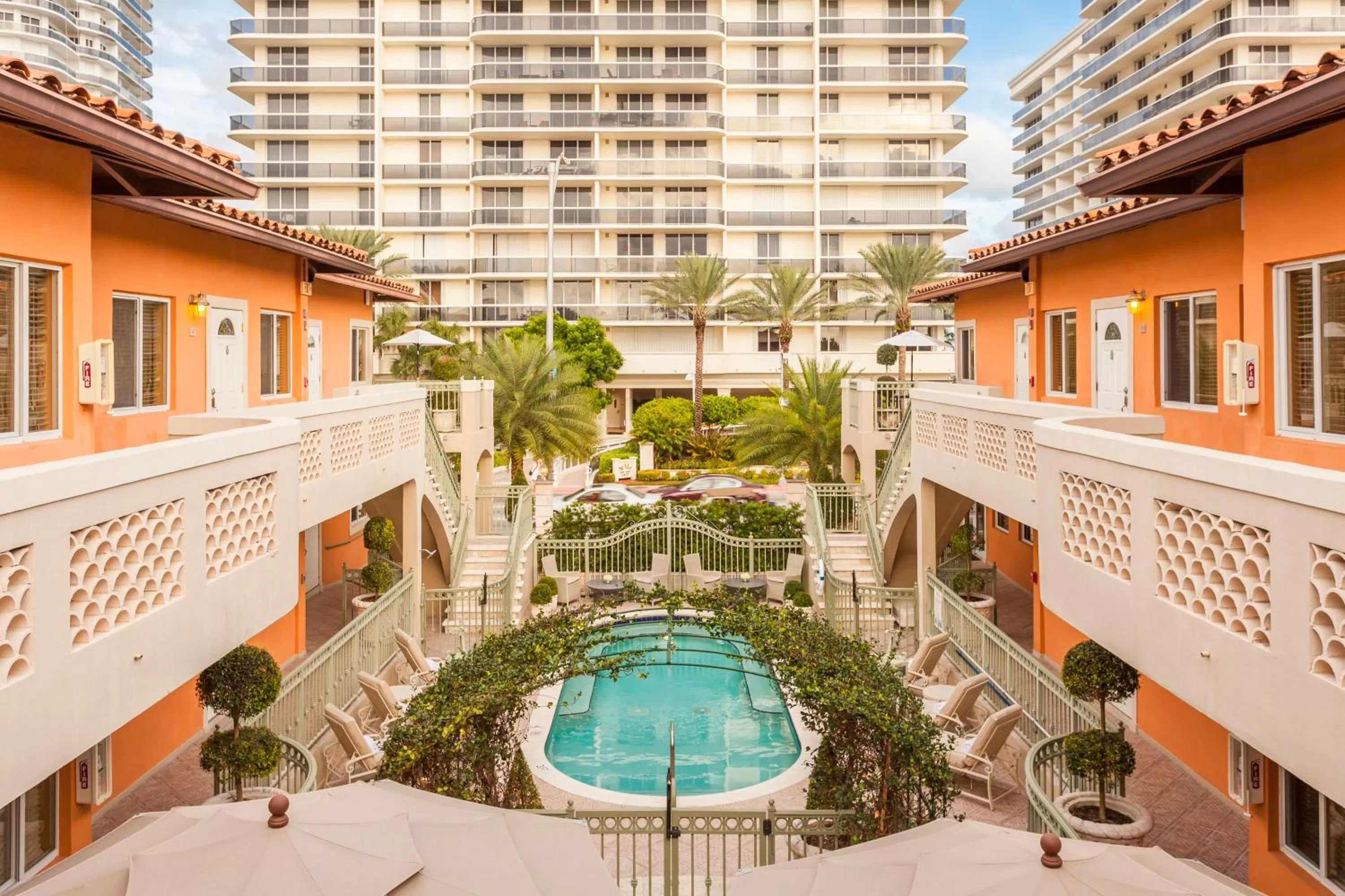 Swimming pool in Sun Harbour Boutique Hotel