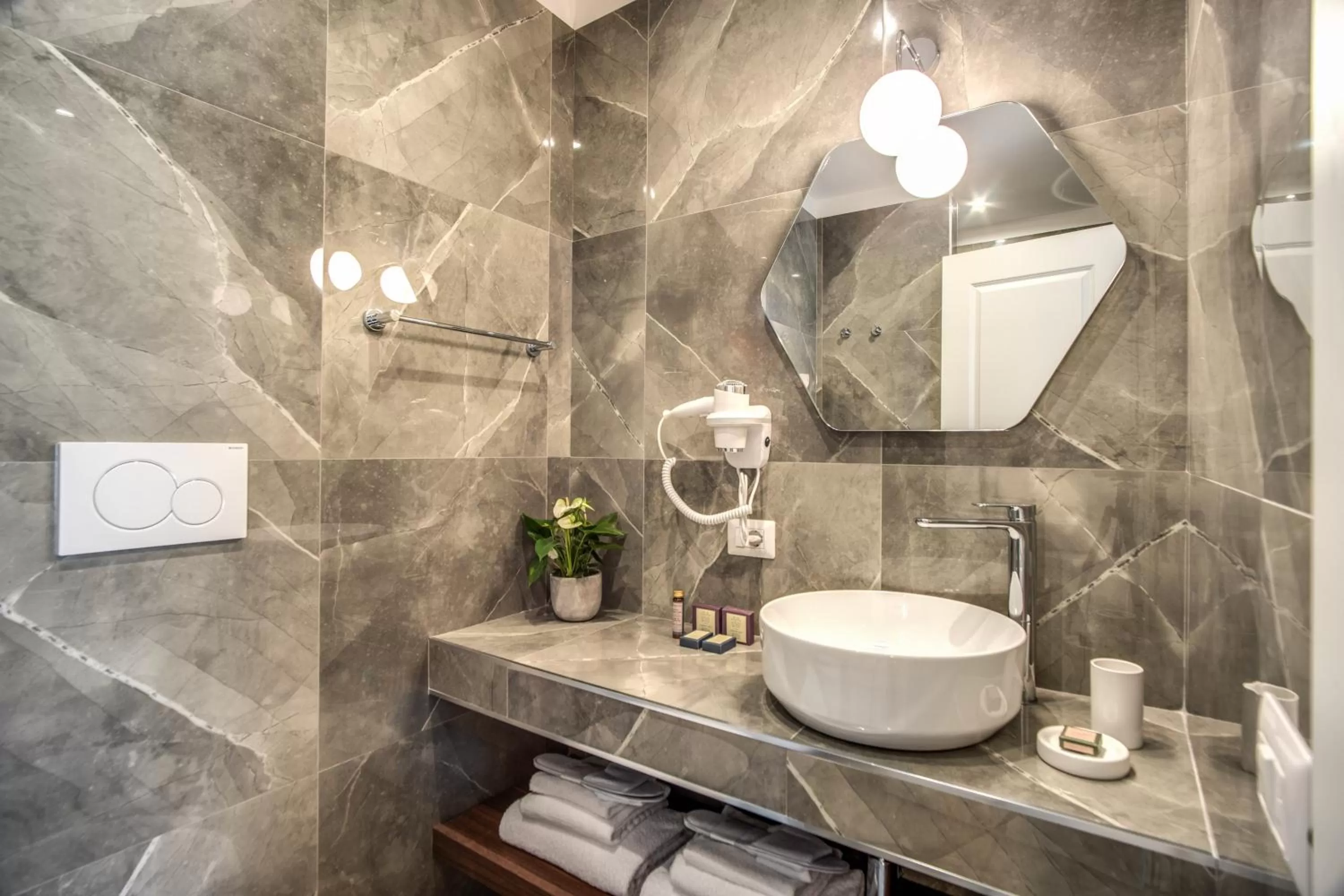 Bathroom in Tree Charme Augusto Boutique Hotel