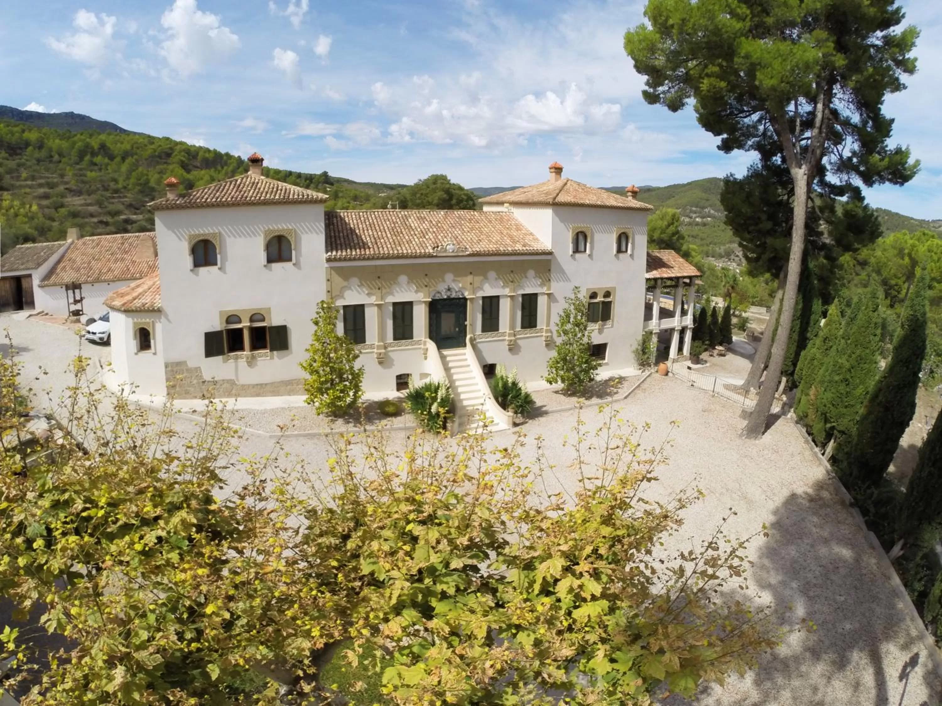 Facade/entrance in Eco Hotel con encanto Masía la Mota B&B