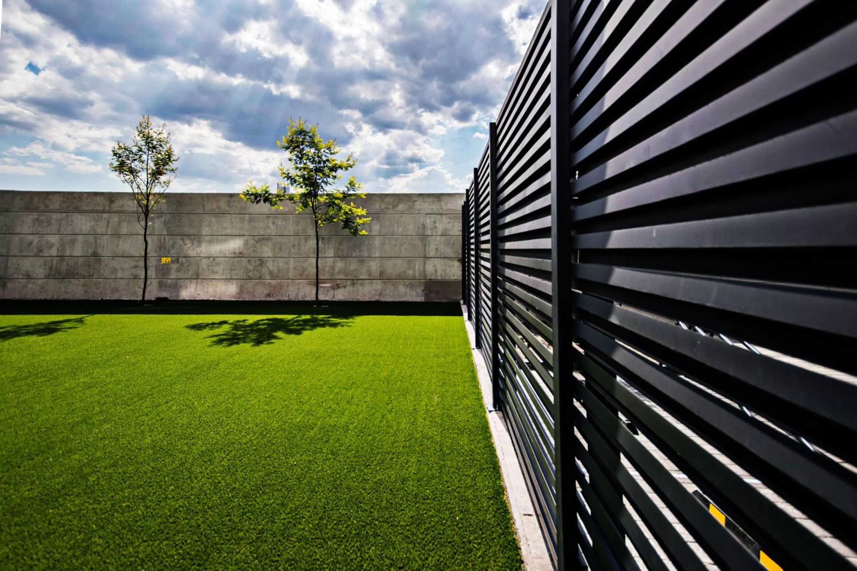 Garden in Bedford Hotel