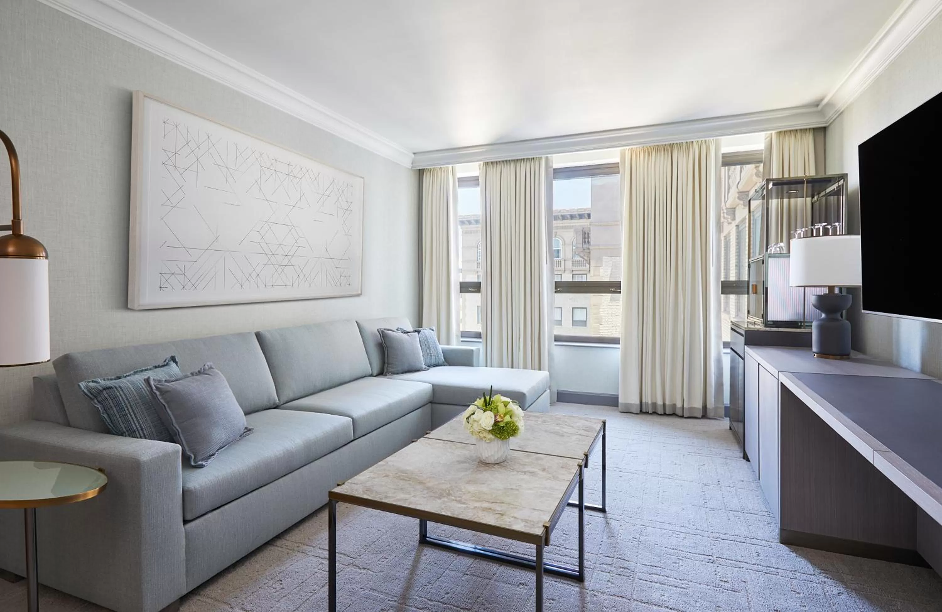 Living room in Beverly Wilshire, A Four Seasons Hotel