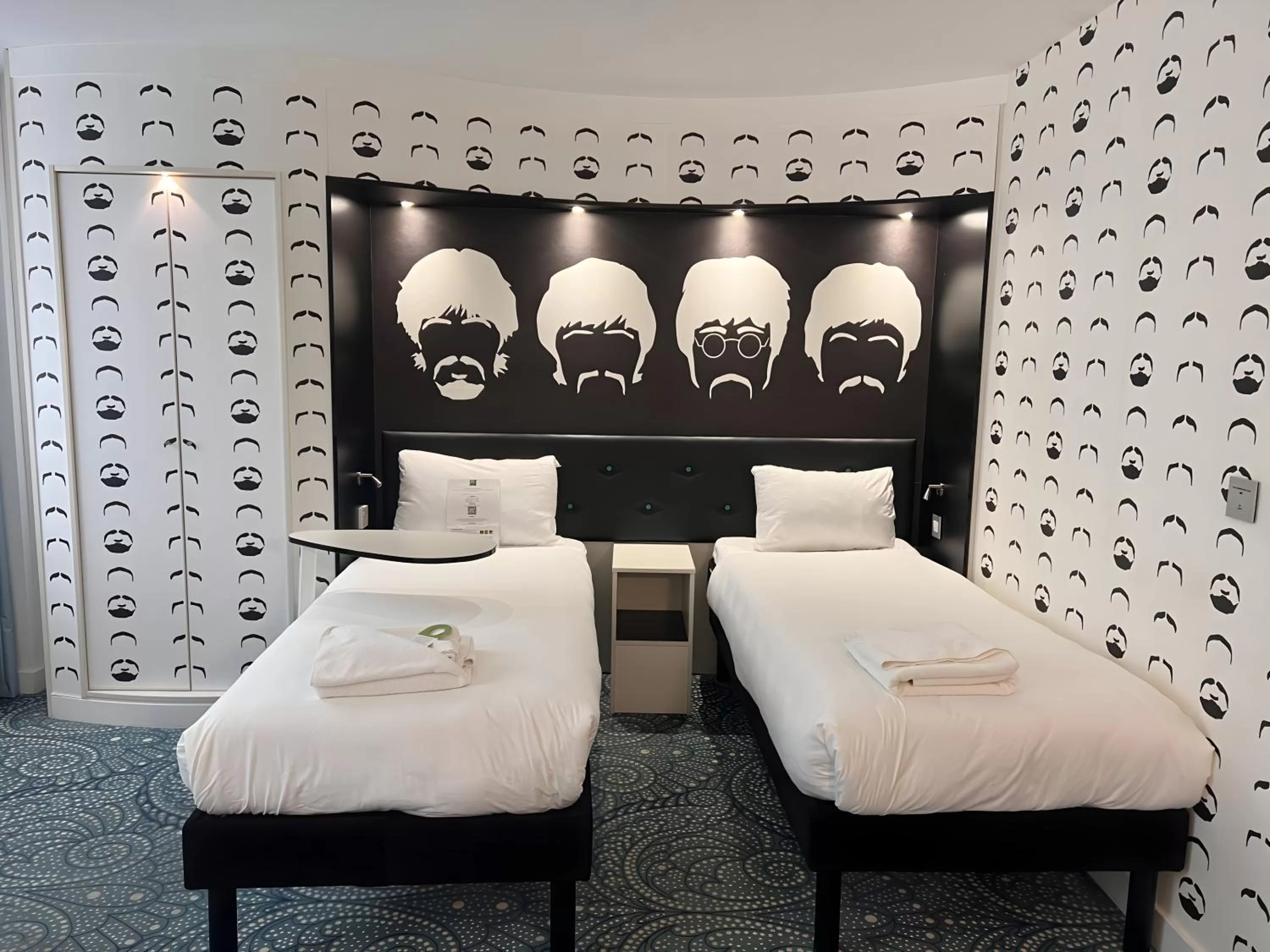 Bed in Ibis Styles Liverpool Centre Dale Street - Cavern Quarter