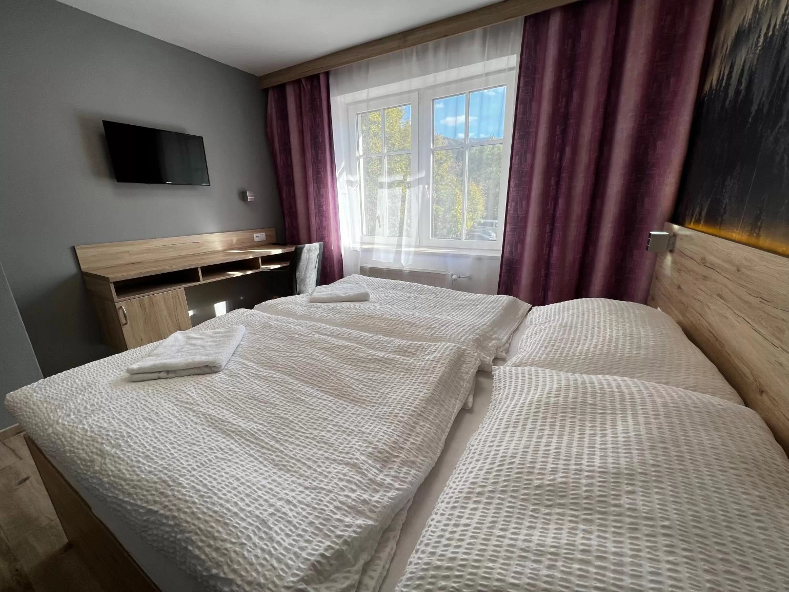 Bed in Hotel U Kociana