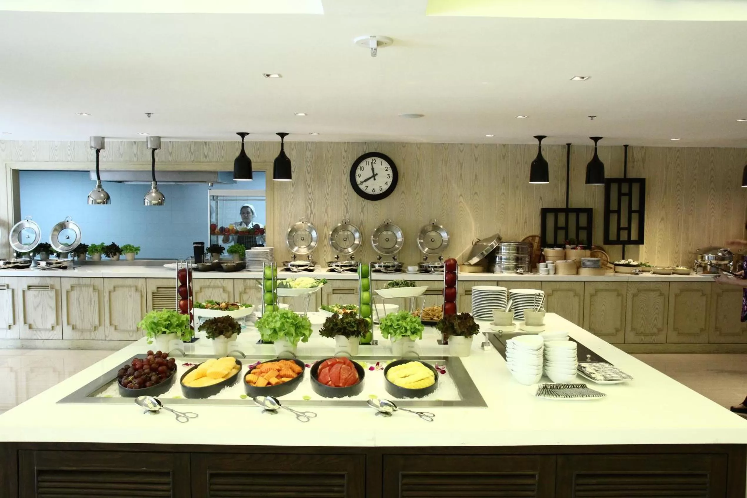 Restaurant/places to eat in The Quarter Hualamphong by UHG