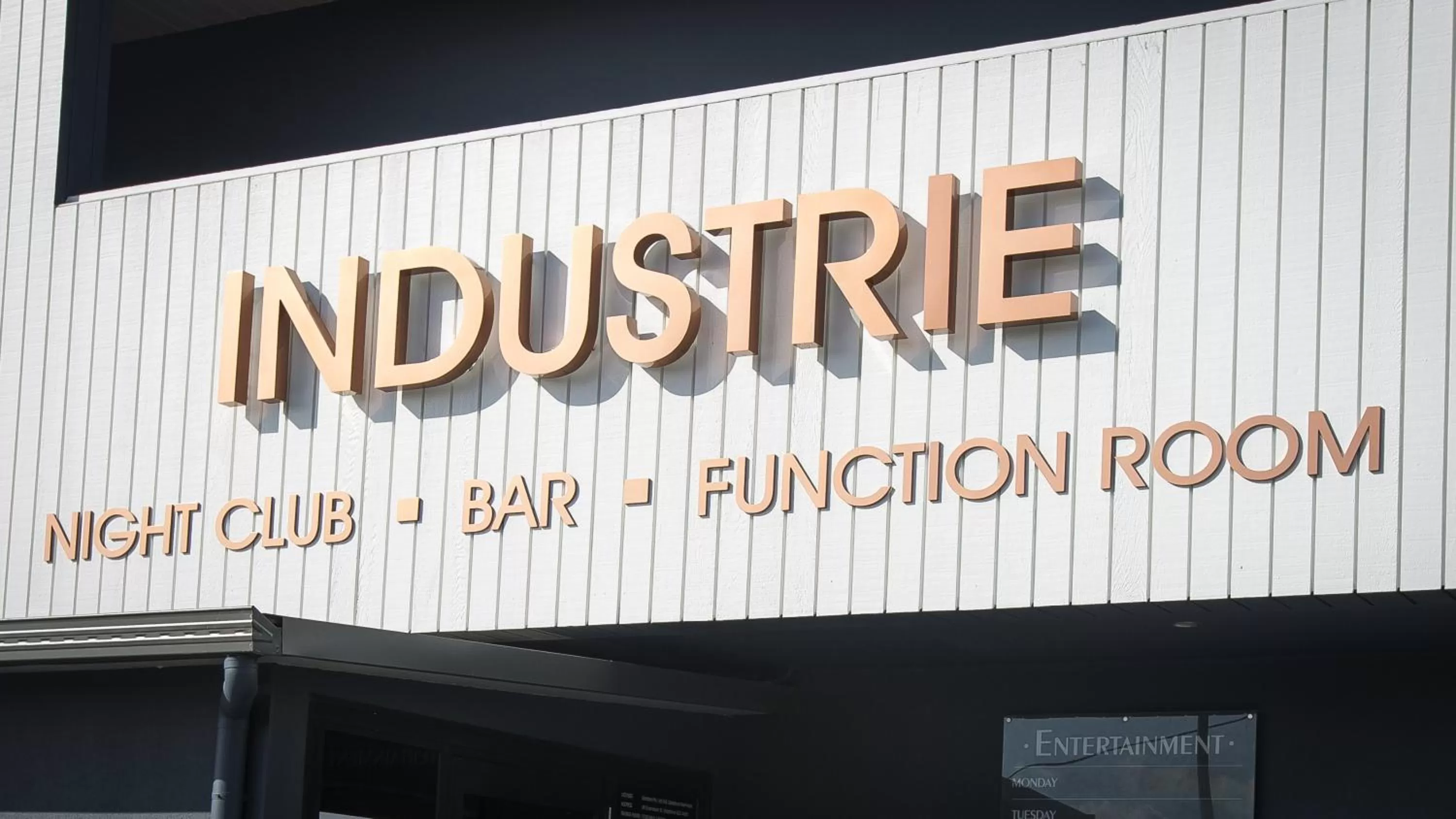 Property logo or sign in Gladstone Reef Hotel Motel