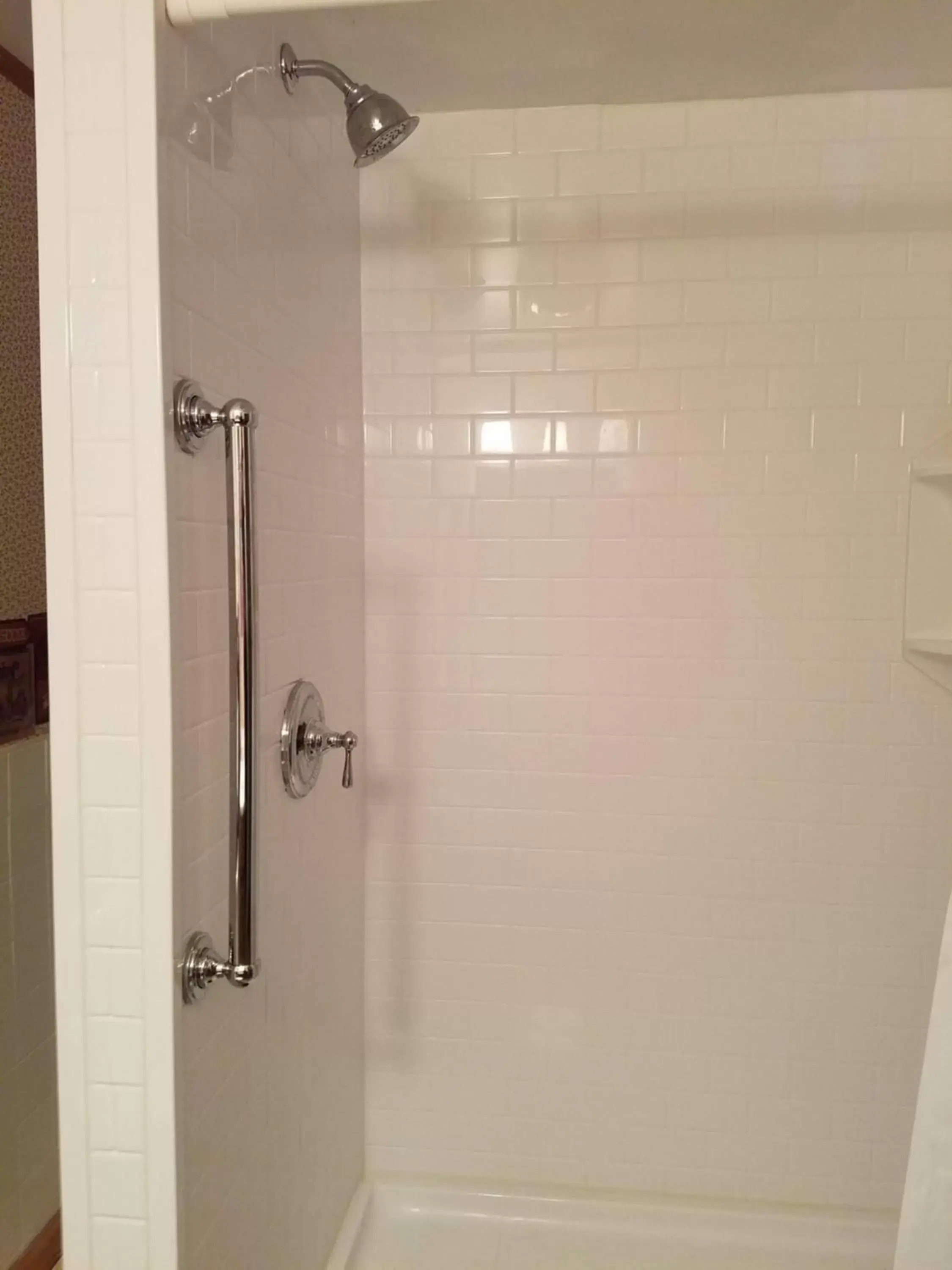 Double Room with Private Bathroom (Blue) in Rainbow Ridge Farms Double Room with Private Bathroom (Blue) in Rainbow Ridge Farms