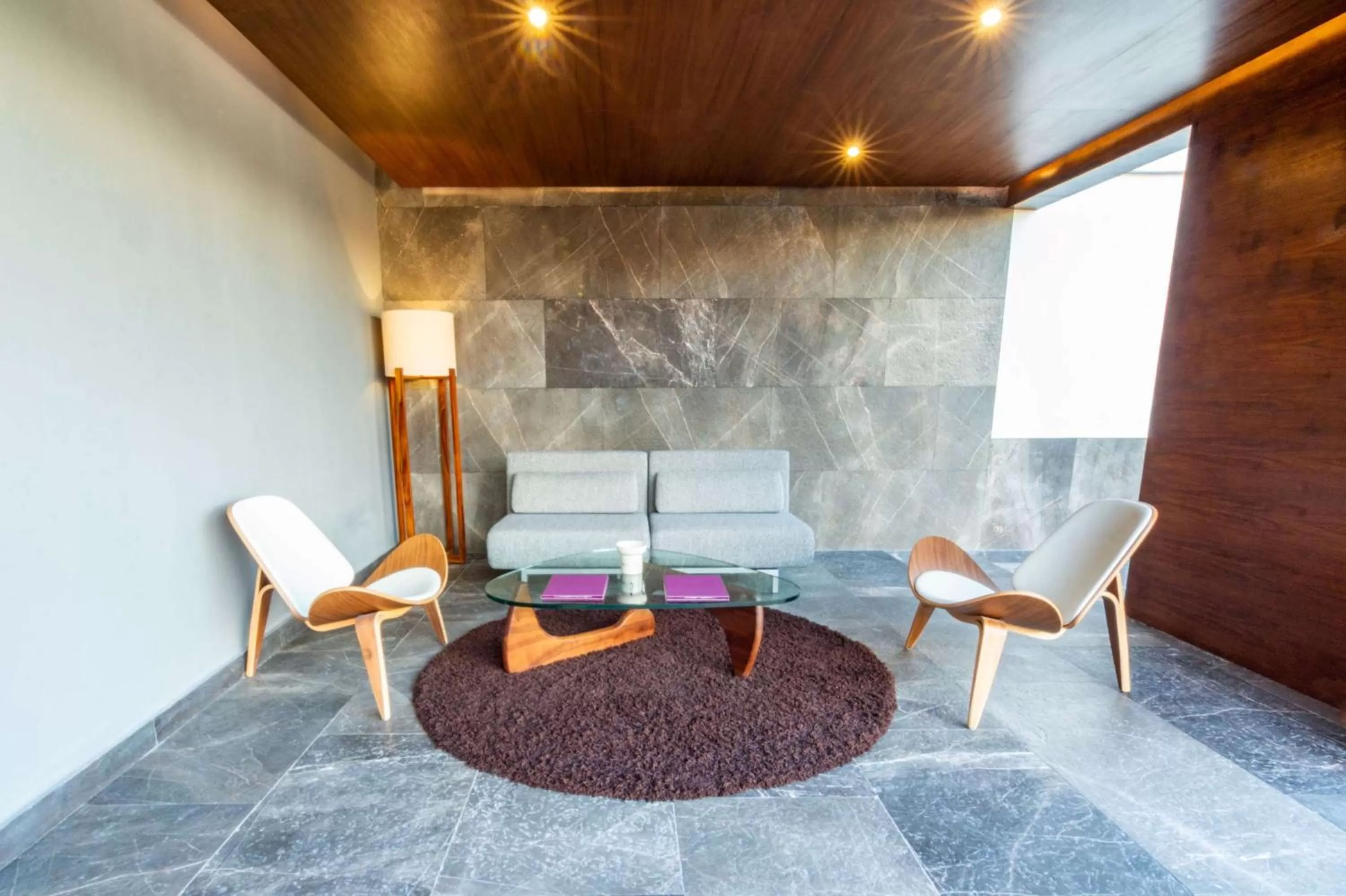 Massage in The Fives Downtown Hotel & Residences, Curio Collection by Hilton