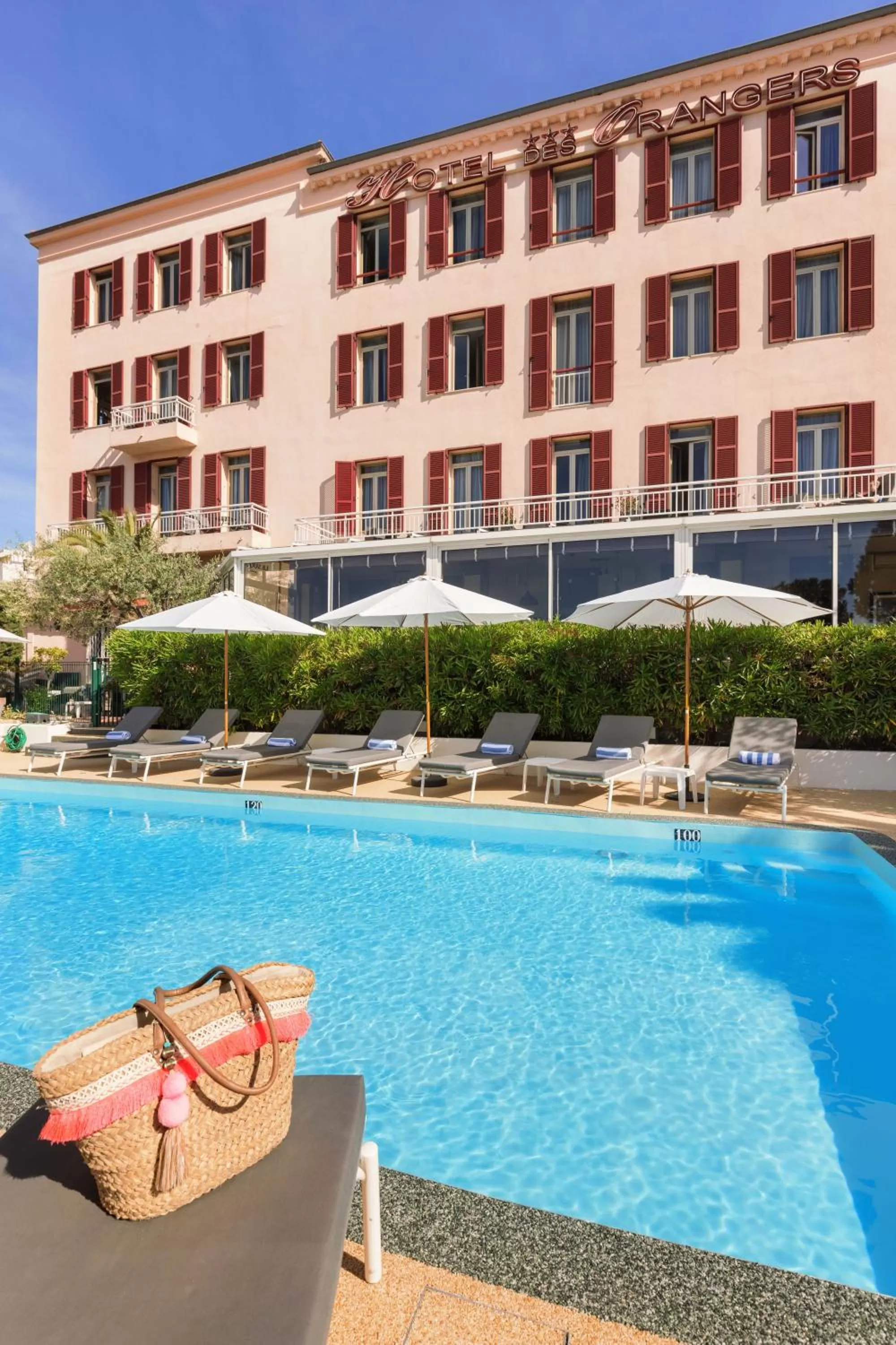 Property building in Best Western Hôtel des Orangers Cannes