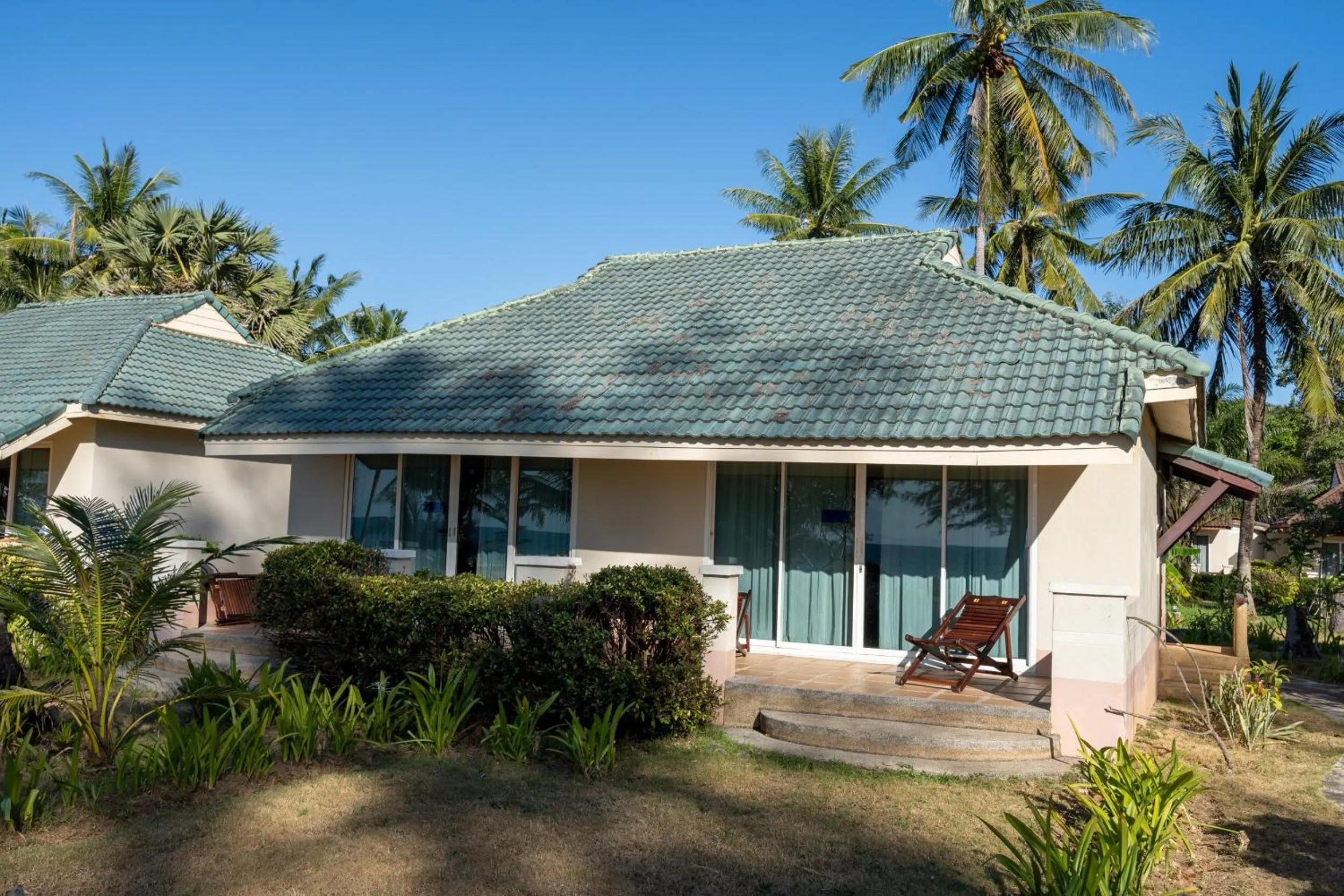 Property building in Gooddays Lanta Beach Resort SHA