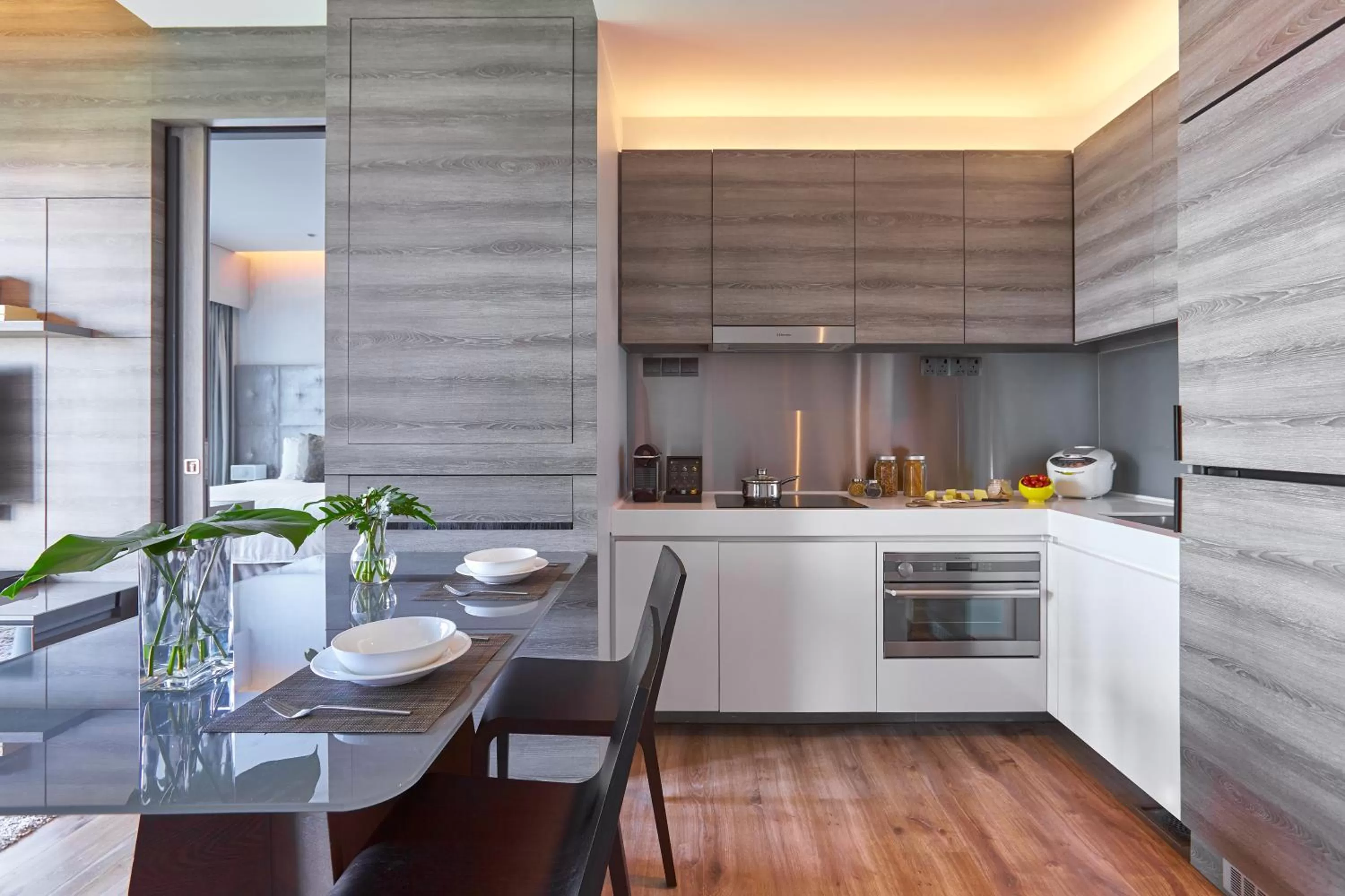 Kitchen or kitchenette in Pan Pacific Serviced Suites Beach Road, Singapore