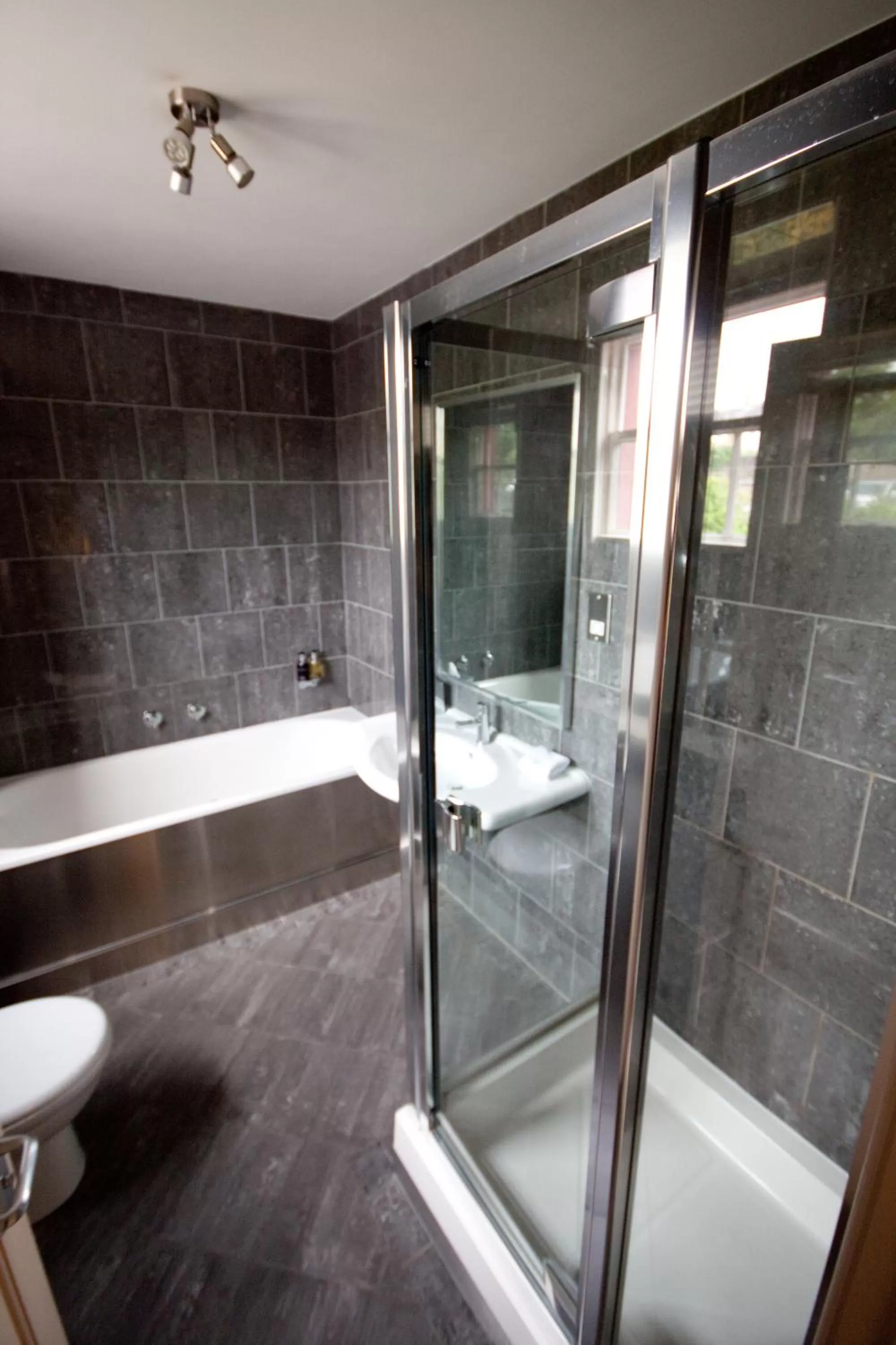 Bathroom in The Cawdor