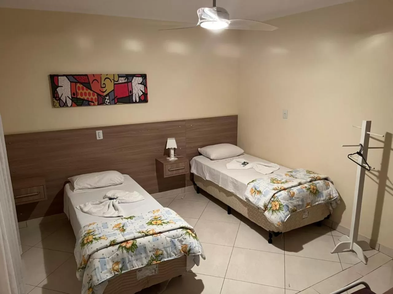 Bed in Hotel Vitória