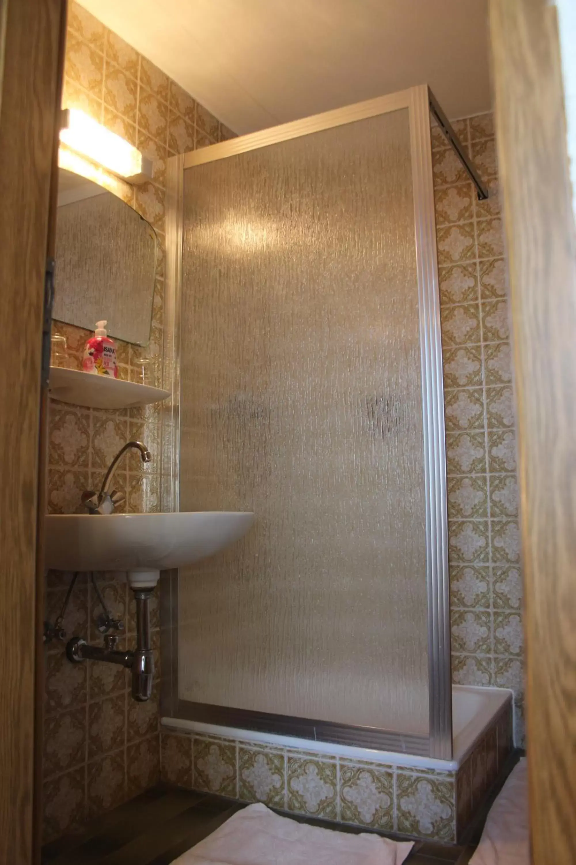 Double Room with Private Bathroom in Gasthof Drei Linden Double Room with Private Bathroom in Gasthof Drei Linden