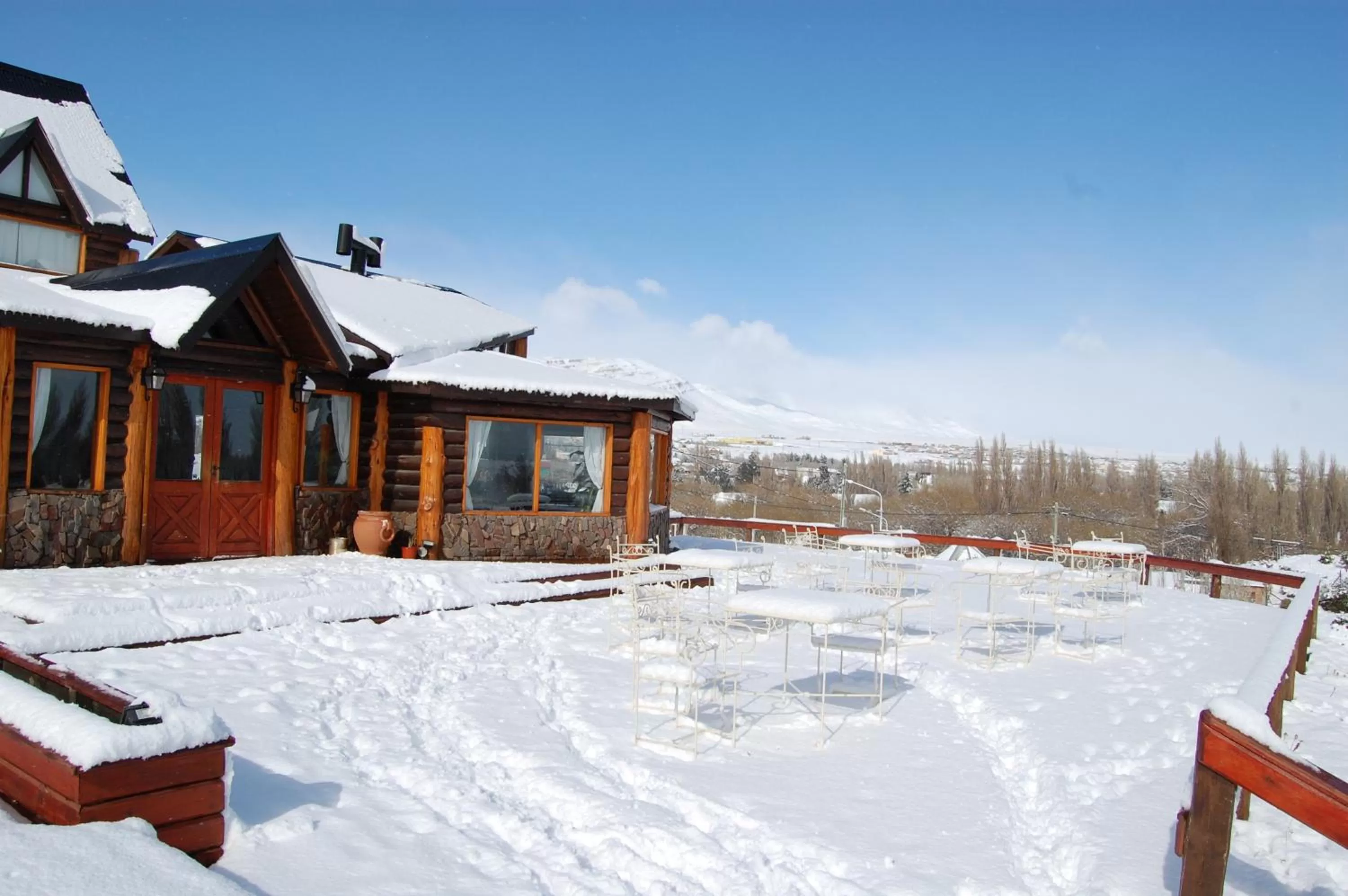 Property building, Winter in Hosteria Los Canelos